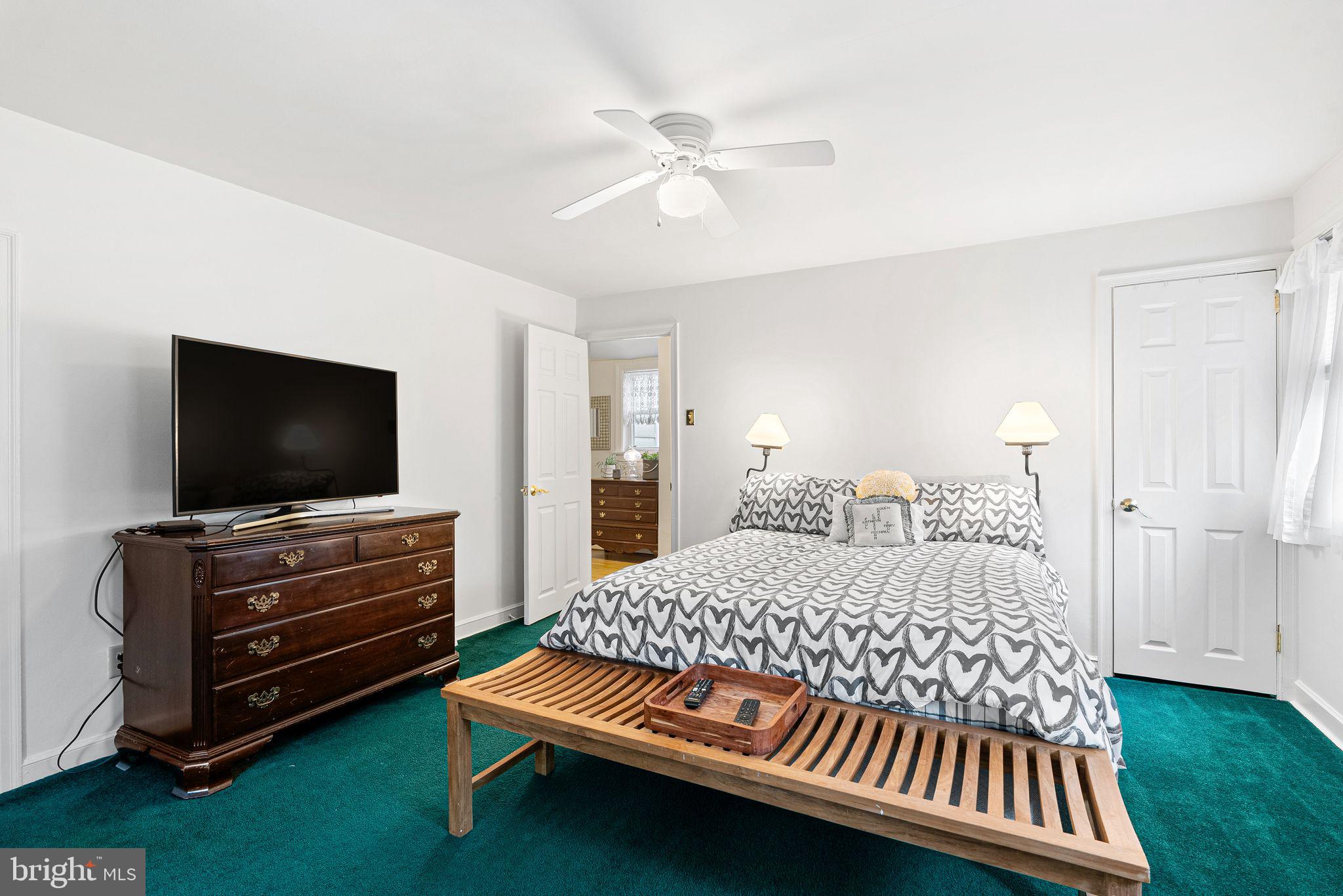 HUNTINGDON VALLEY - Residential