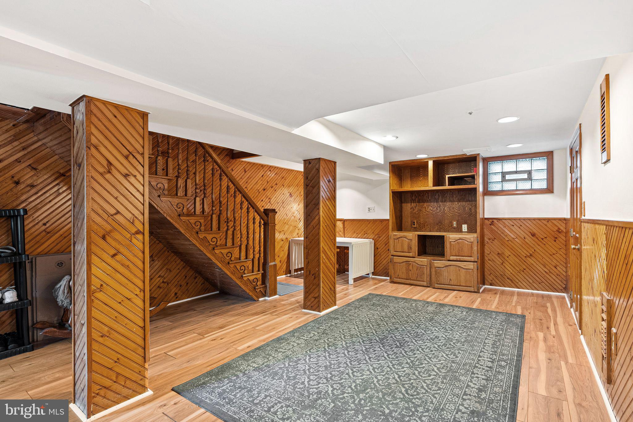 HUNTINGDON VALLEY - Residential