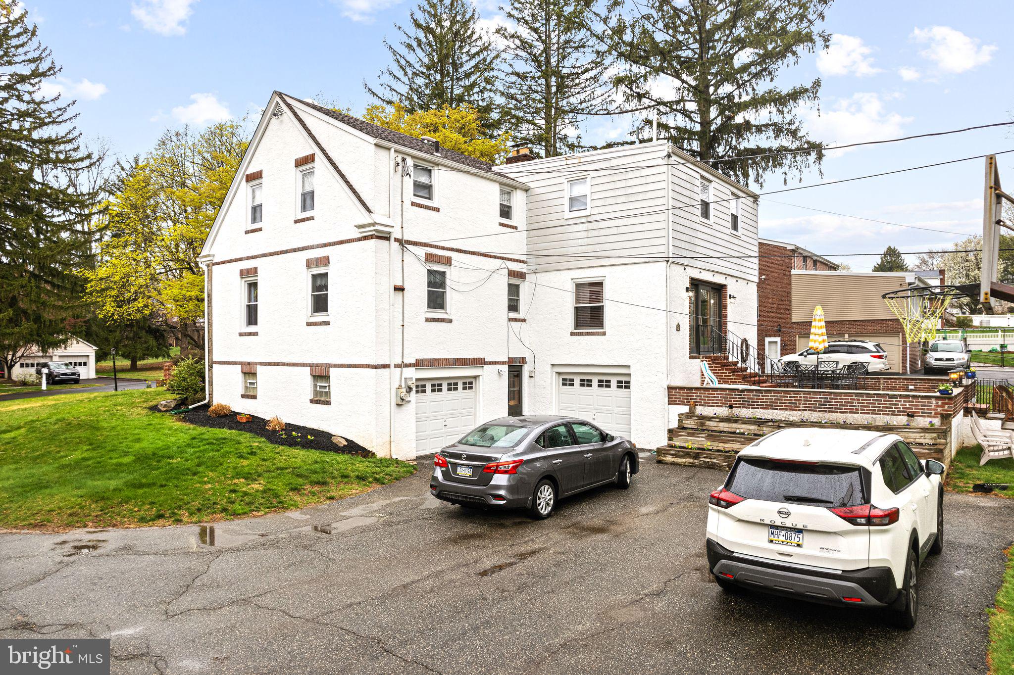 HUNTINGDON VALLEY - Residential