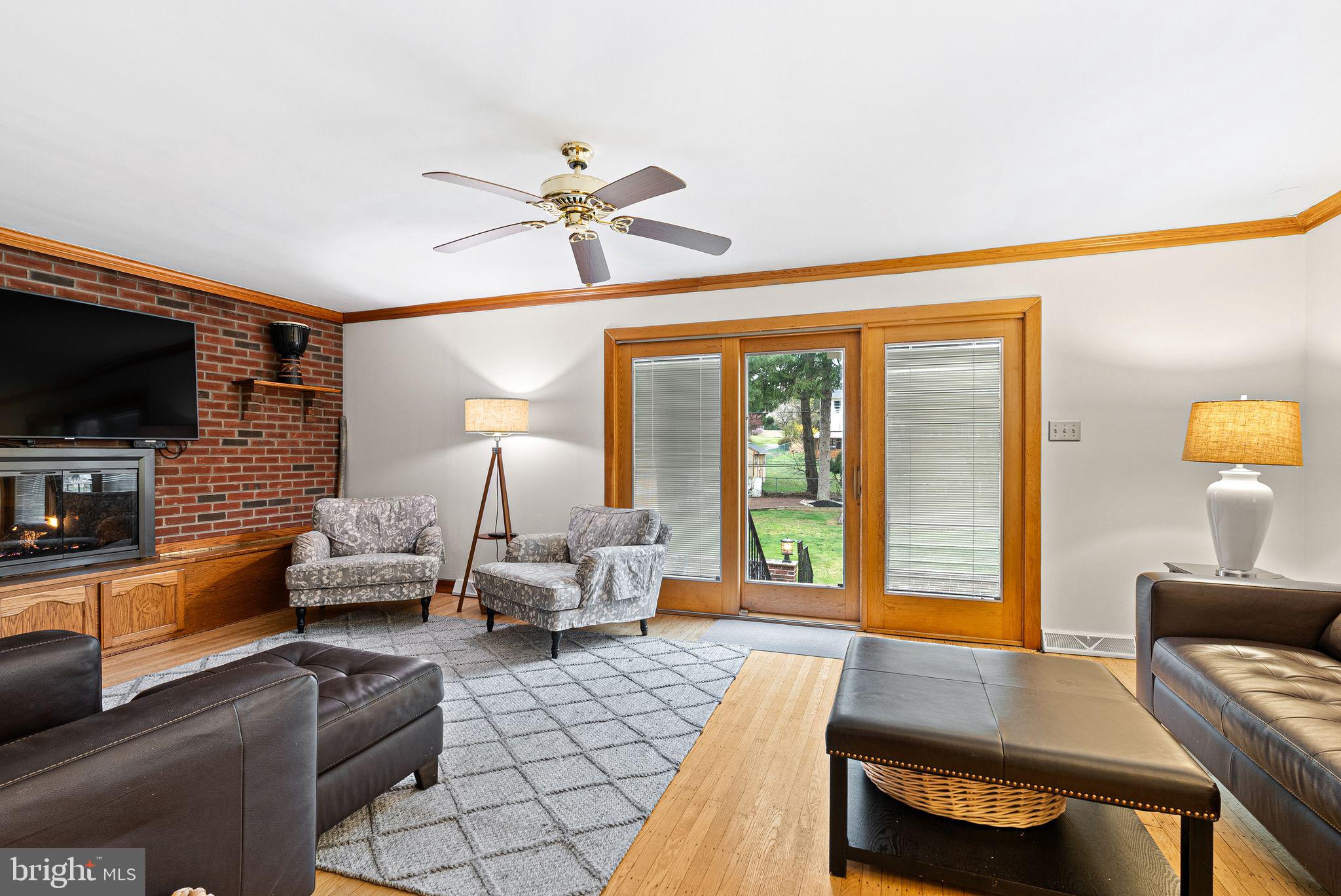 HUNTINGDON VALLEY - Residential