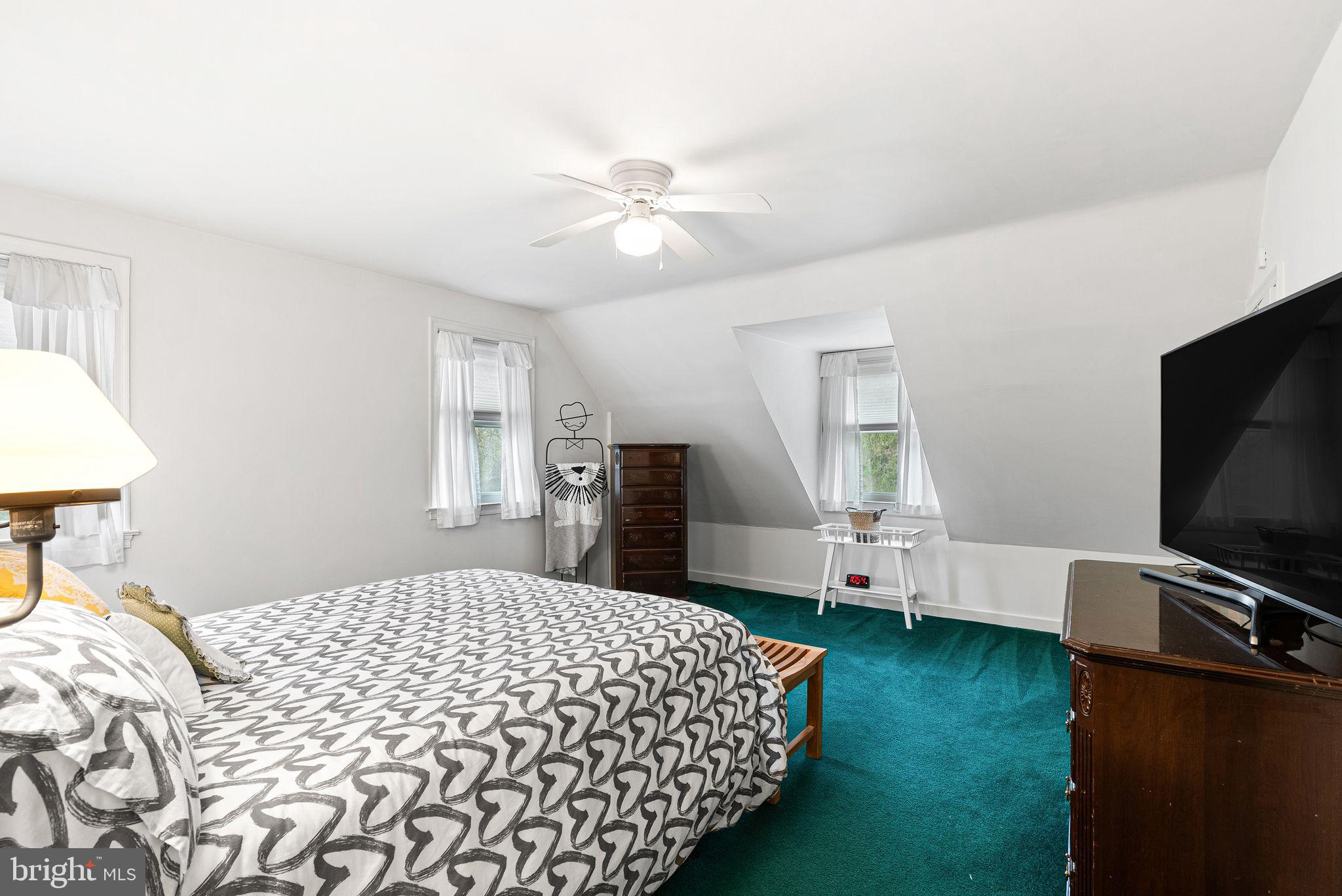 HUNTINGDON VALLEY - Residential