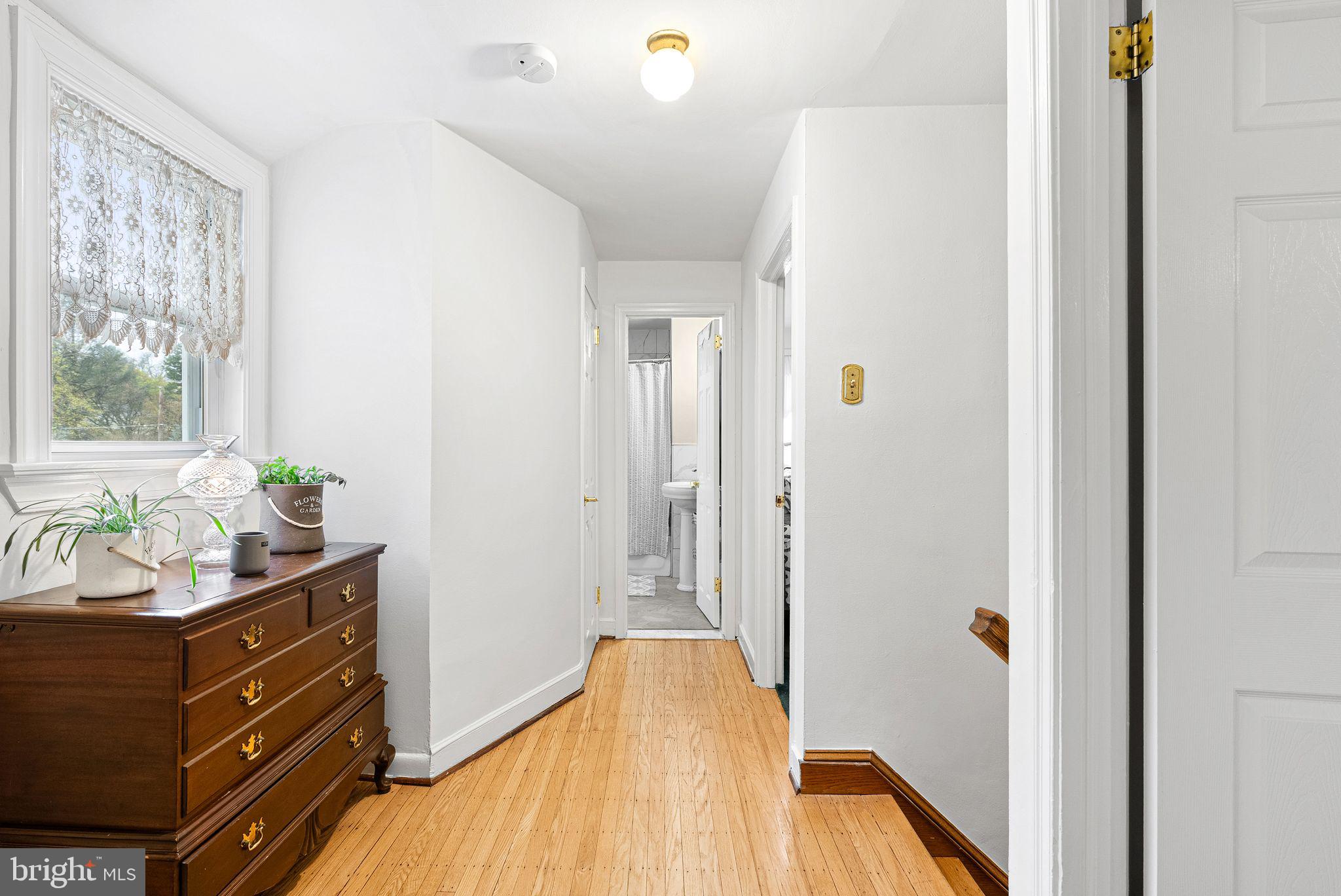 HUNTINGDON VALLEY - Residential