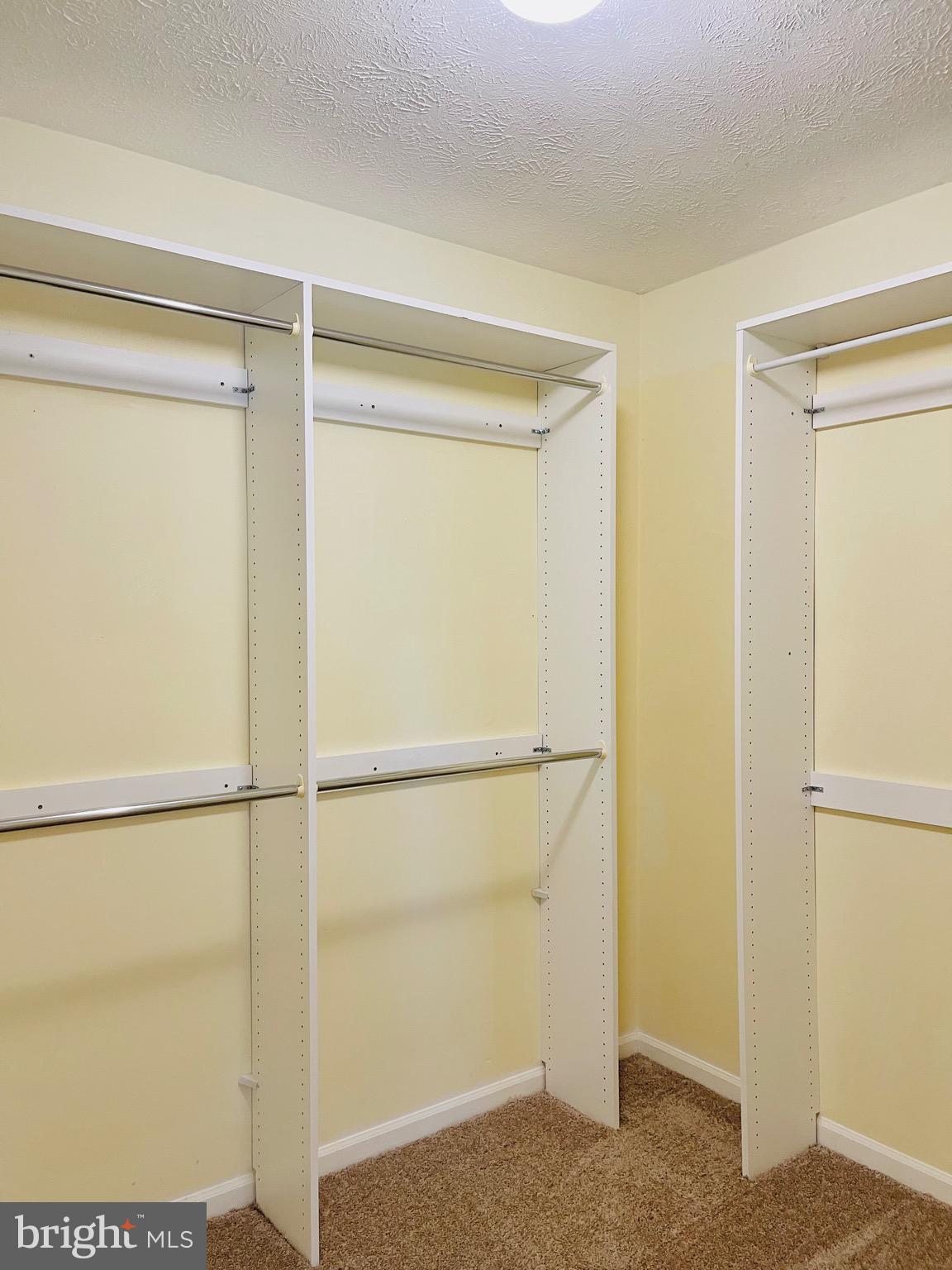 GOLF VIEW - Residential