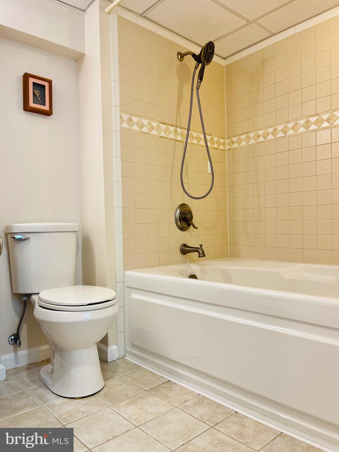 GOLF VIEW - Residential