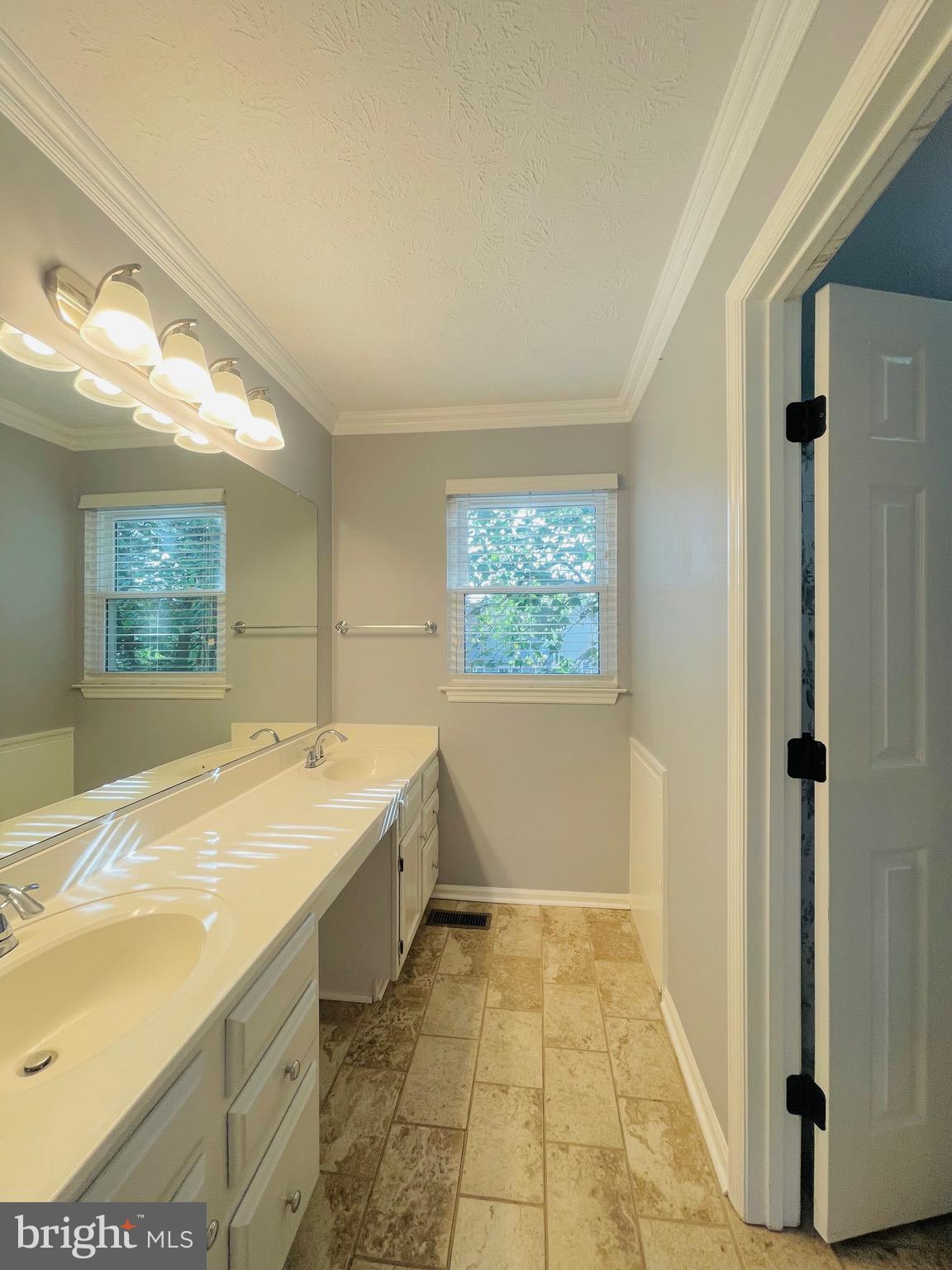 GOLF VIEW - Residential