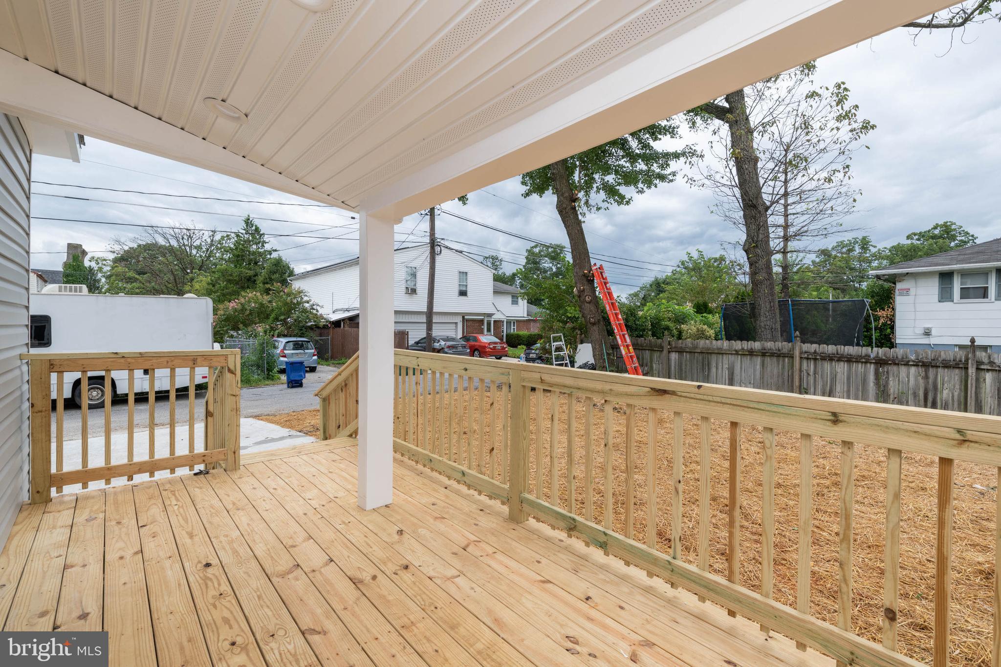 CATONSVILLE MANOR - Residential