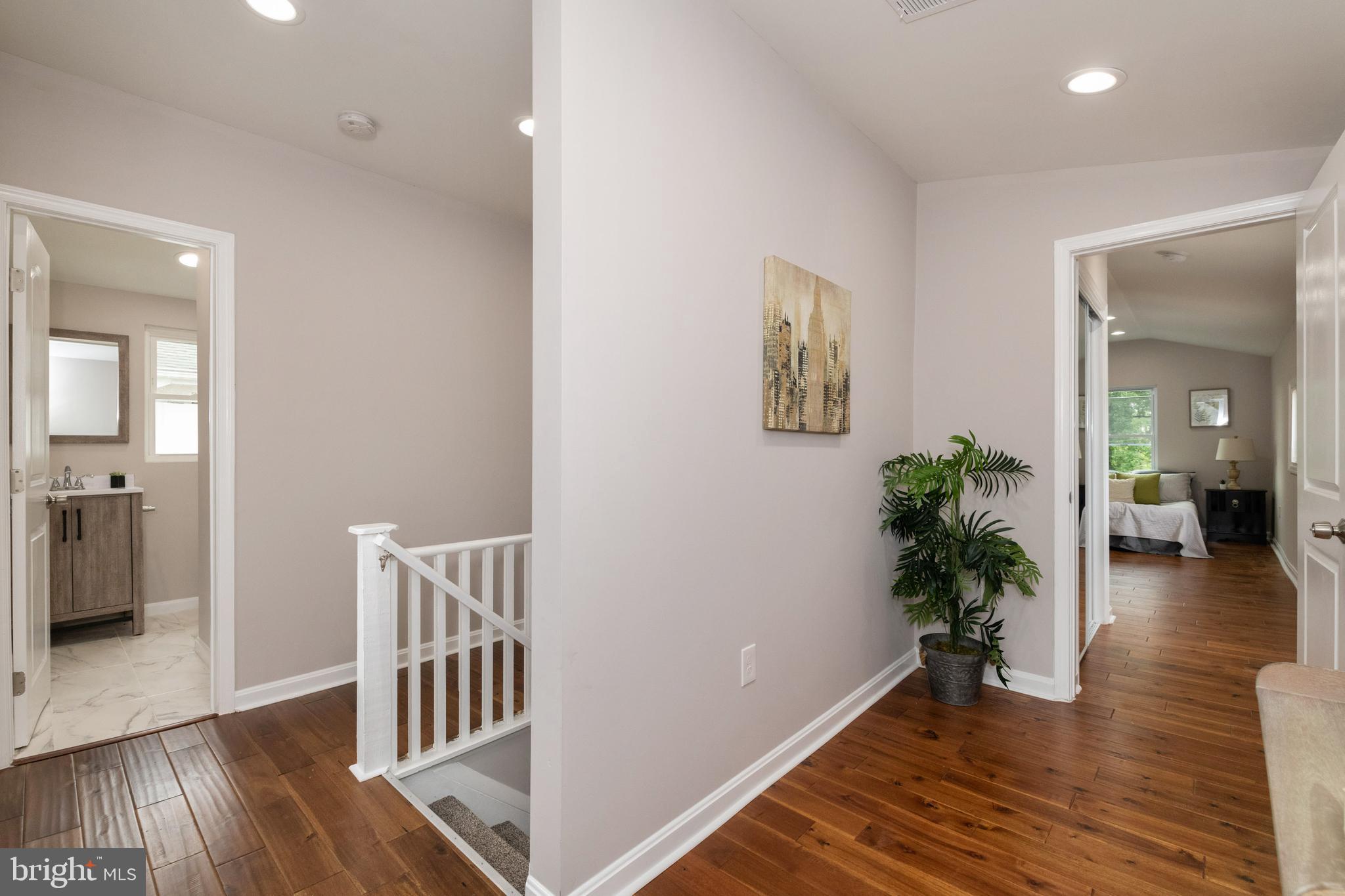 CATONSVILLE MANOR - Residential