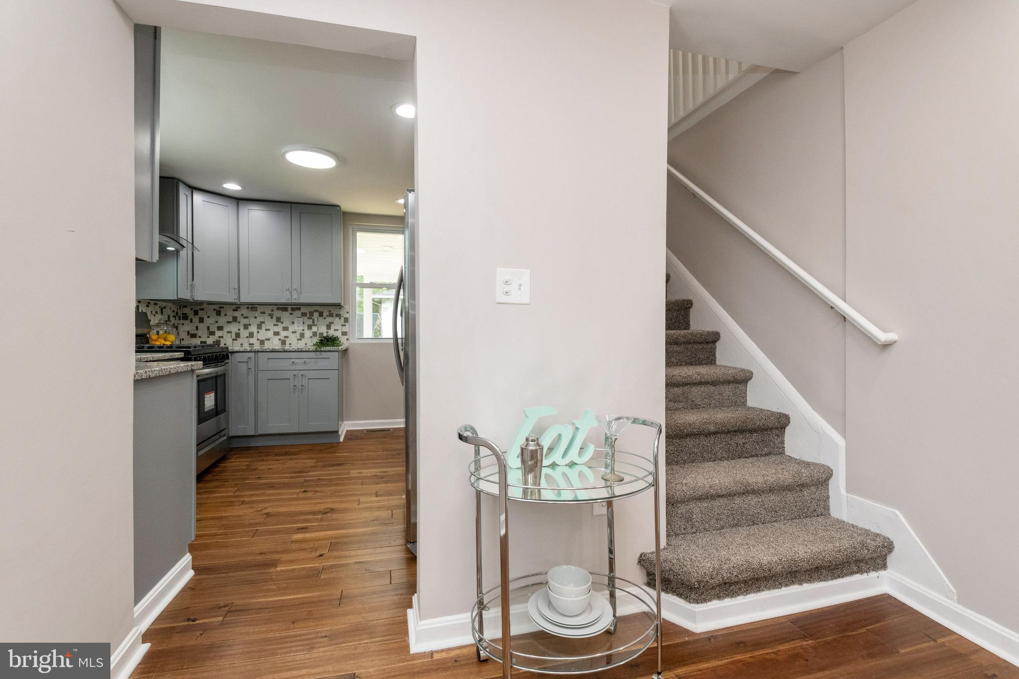 CATONSVILLE MANOR - Residential