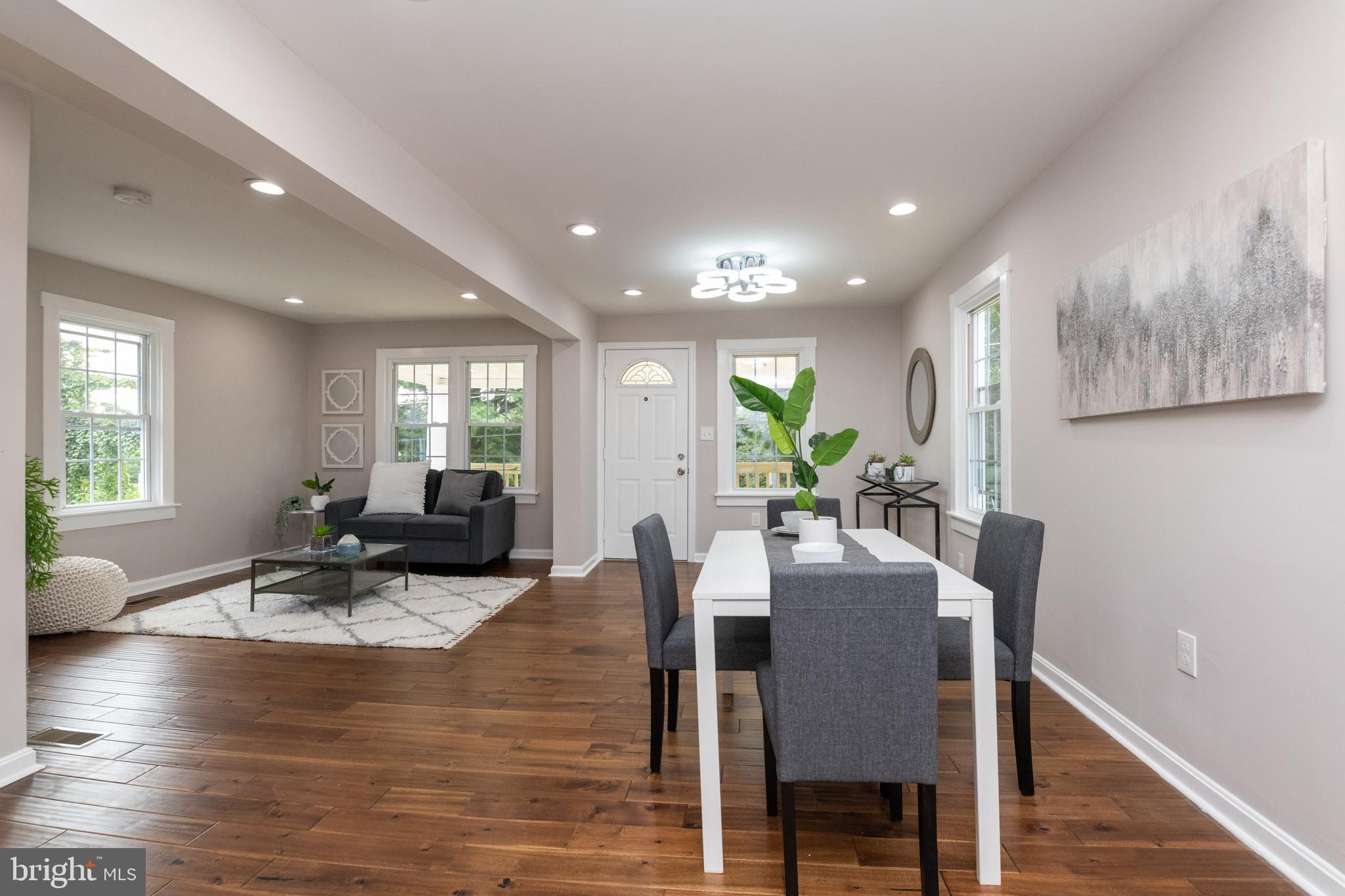 CATONSVILLE MANOR - Residential