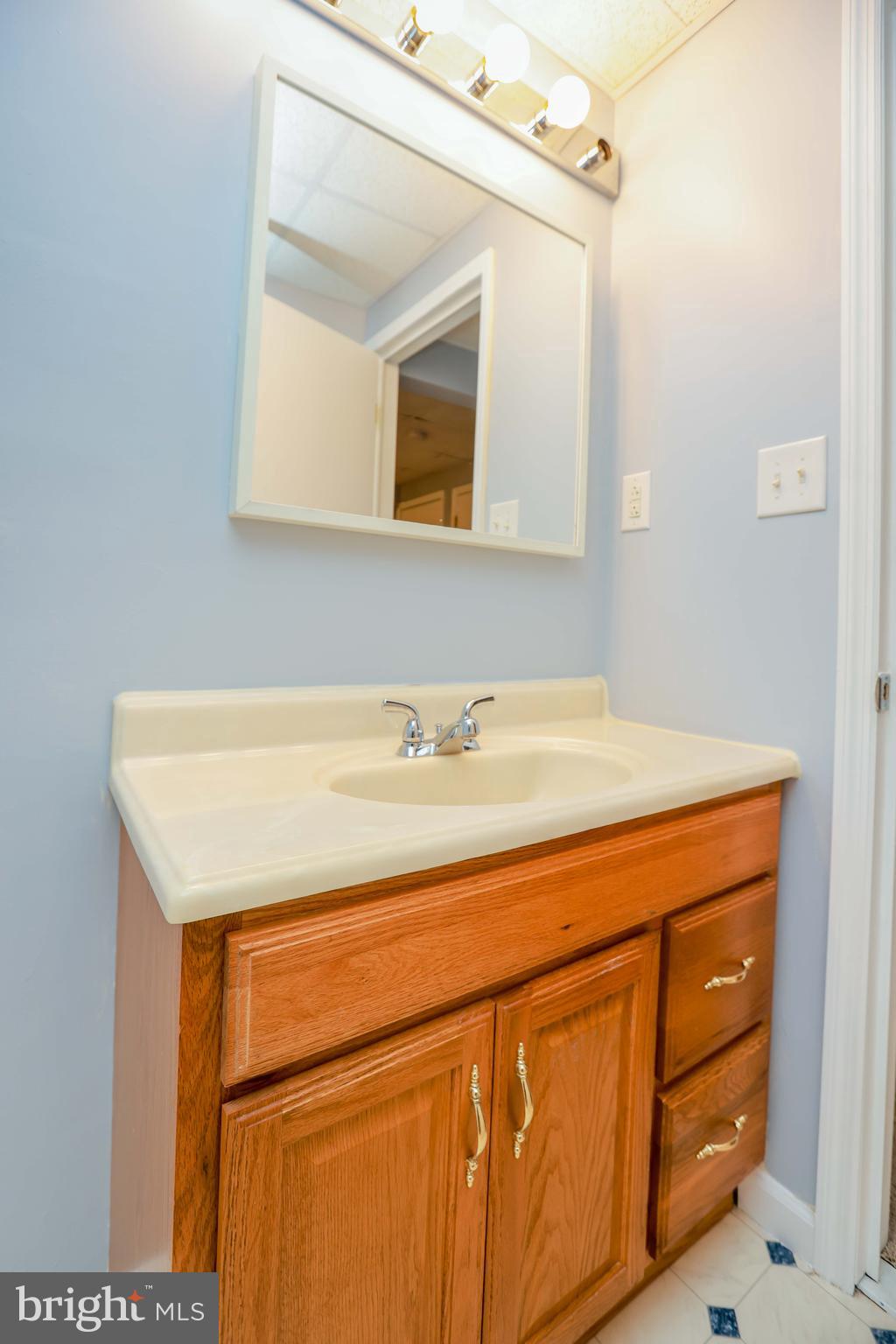 VILLAGE OF SILVER HALL - Residential