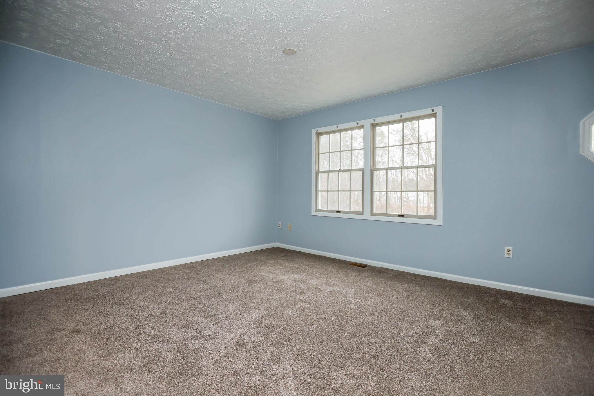 VILLAGE OF SILVER HALL - Residential