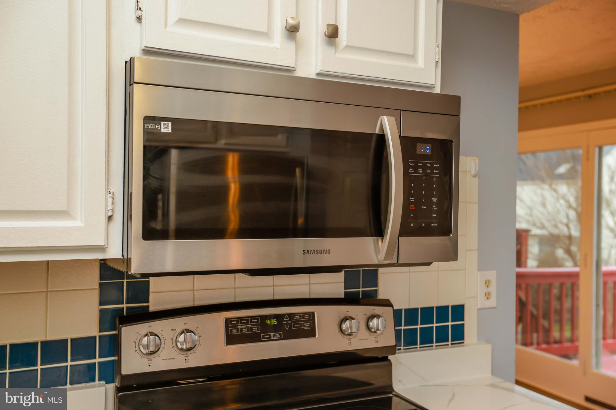 VILLAGE OF SILVER HALL - Residential