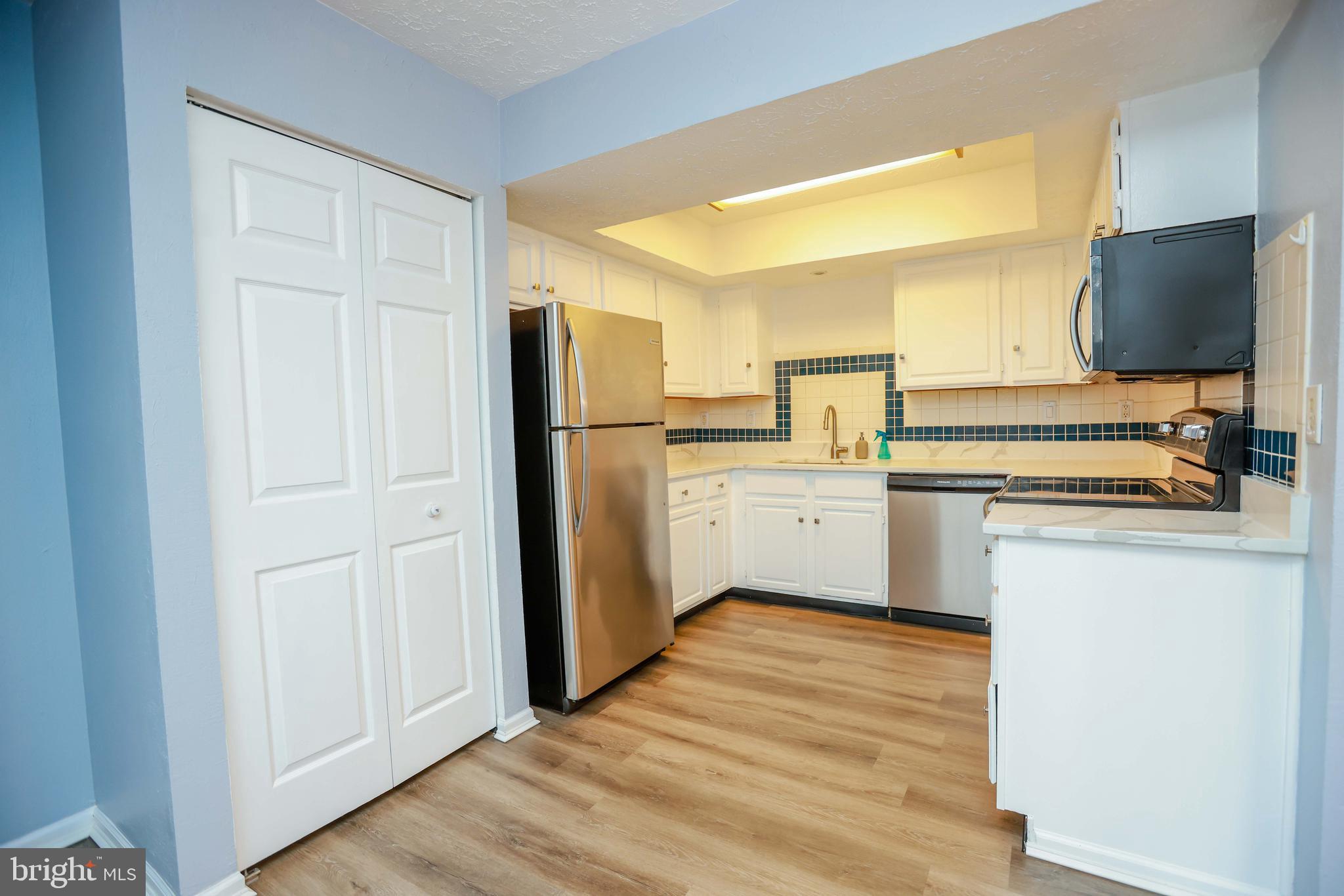 VILLAGE OF SILVER HALL - Residential