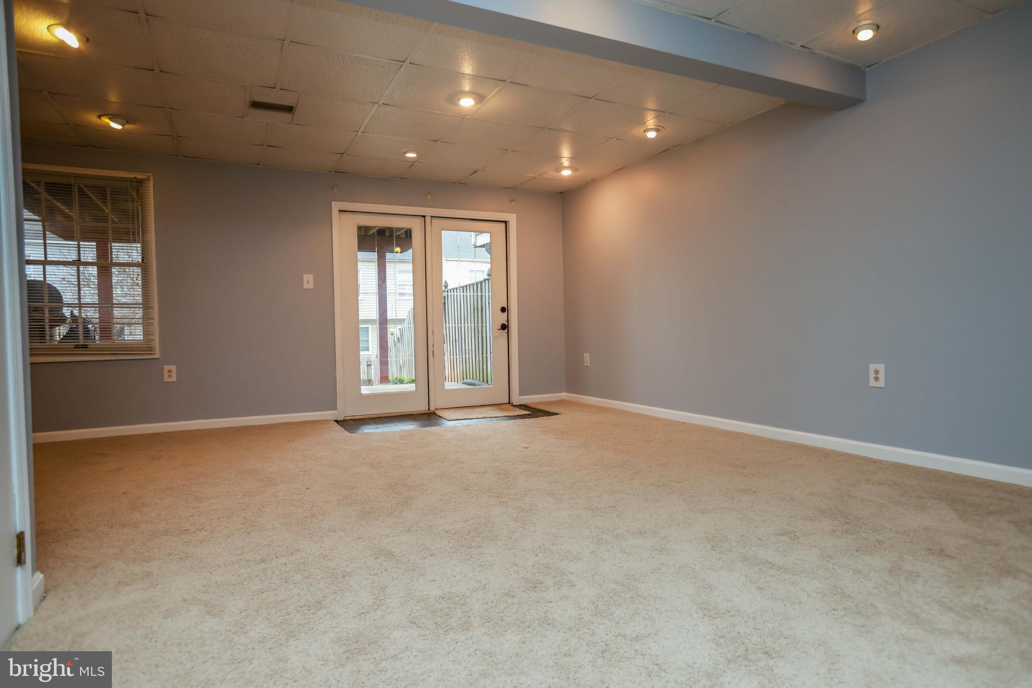 VILLAGE OF SILVER HALL - Residential