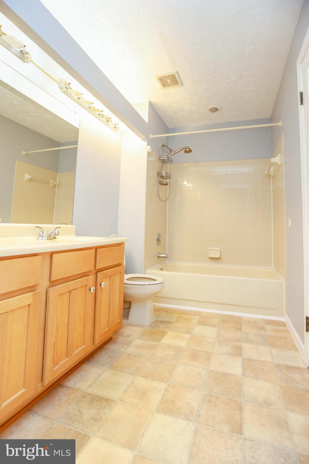 VILLAGE OF SILVER HALL - Residential