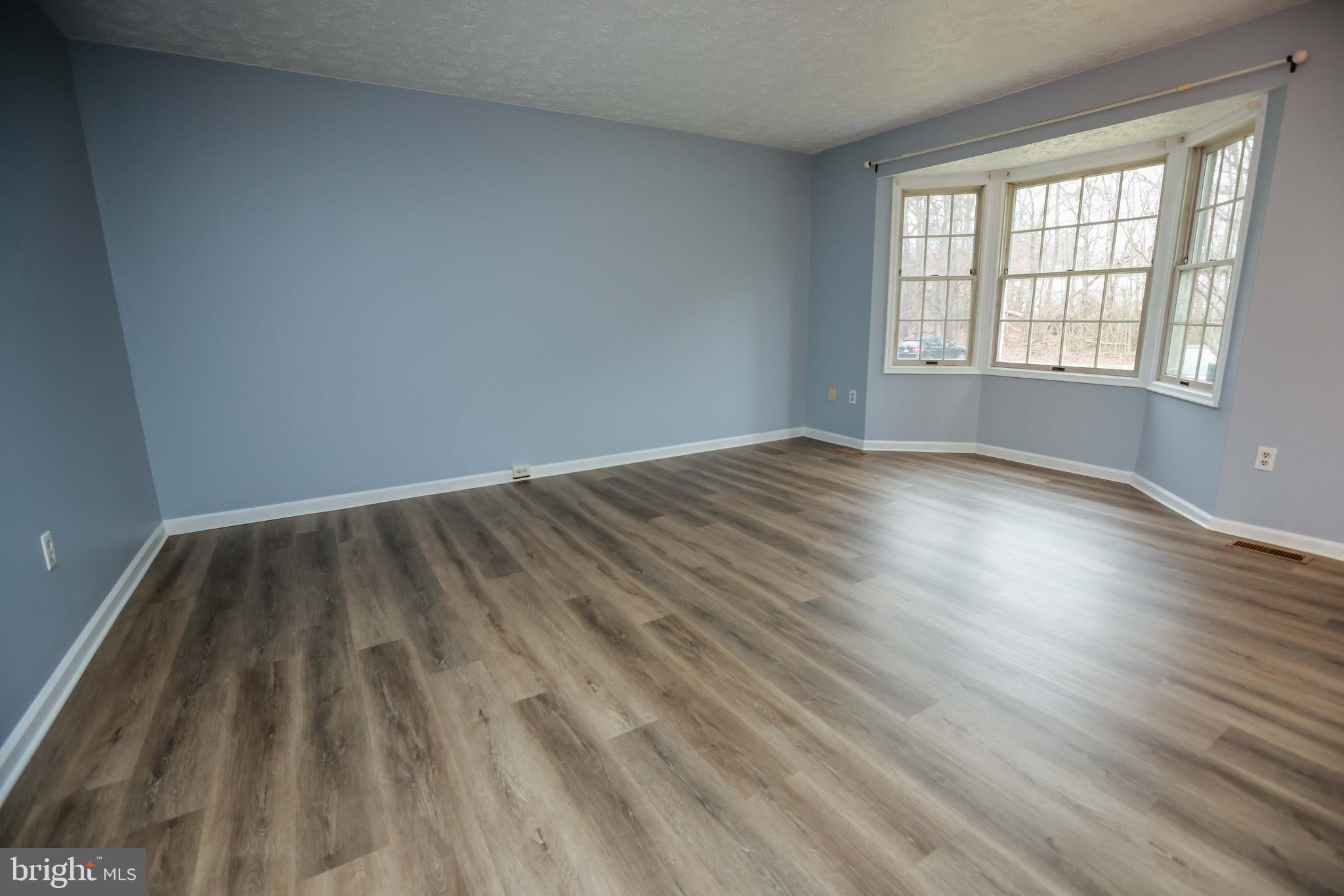 VILLAGE OF SILVER HALL - Residential