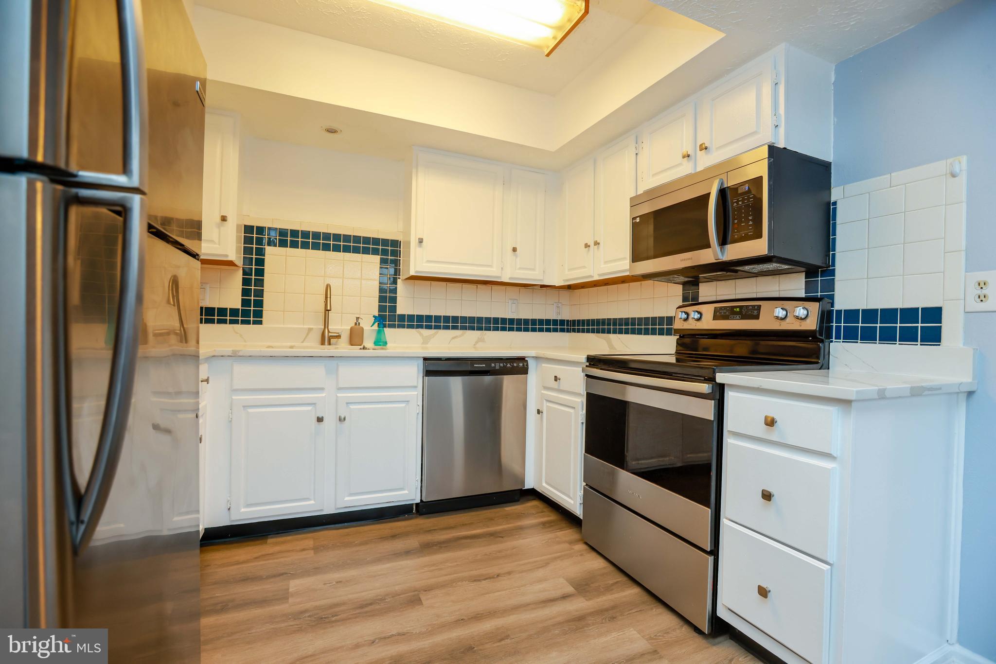 VILLAGE OF SILVER HALL - Residential