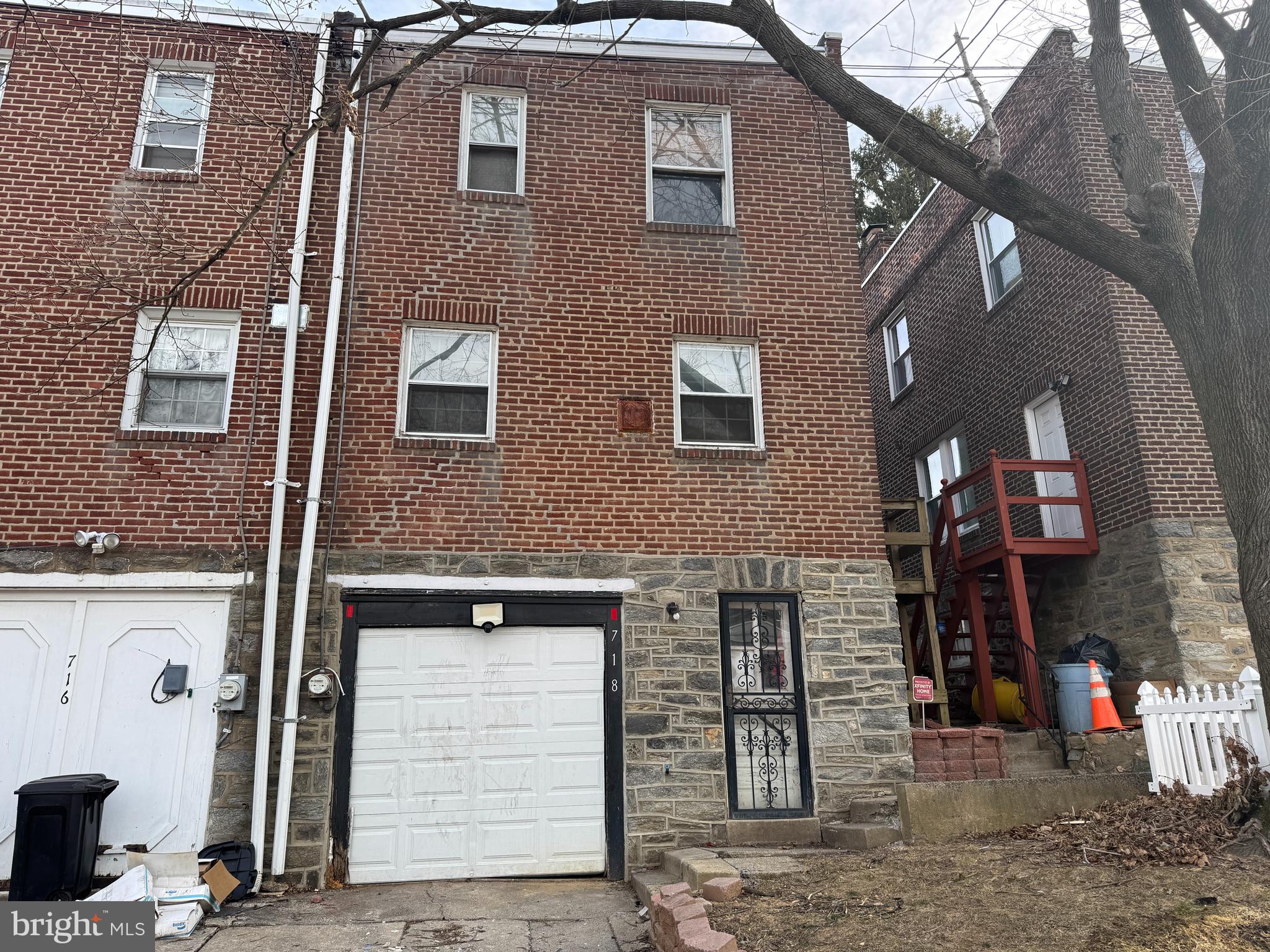 YEADON - Residential