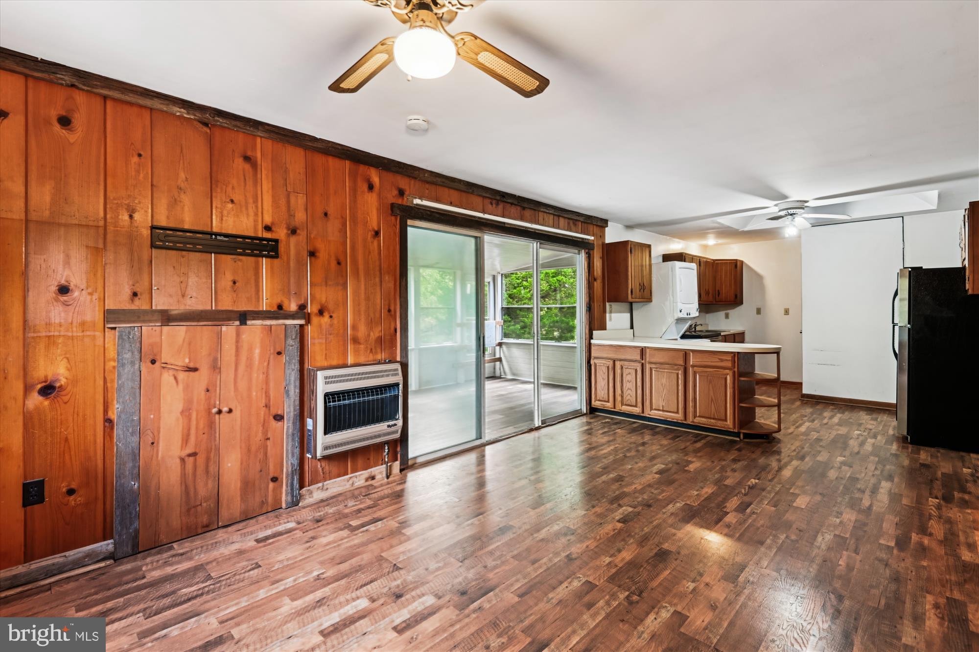 BEECHWOOD ON THE BURLEY - Land