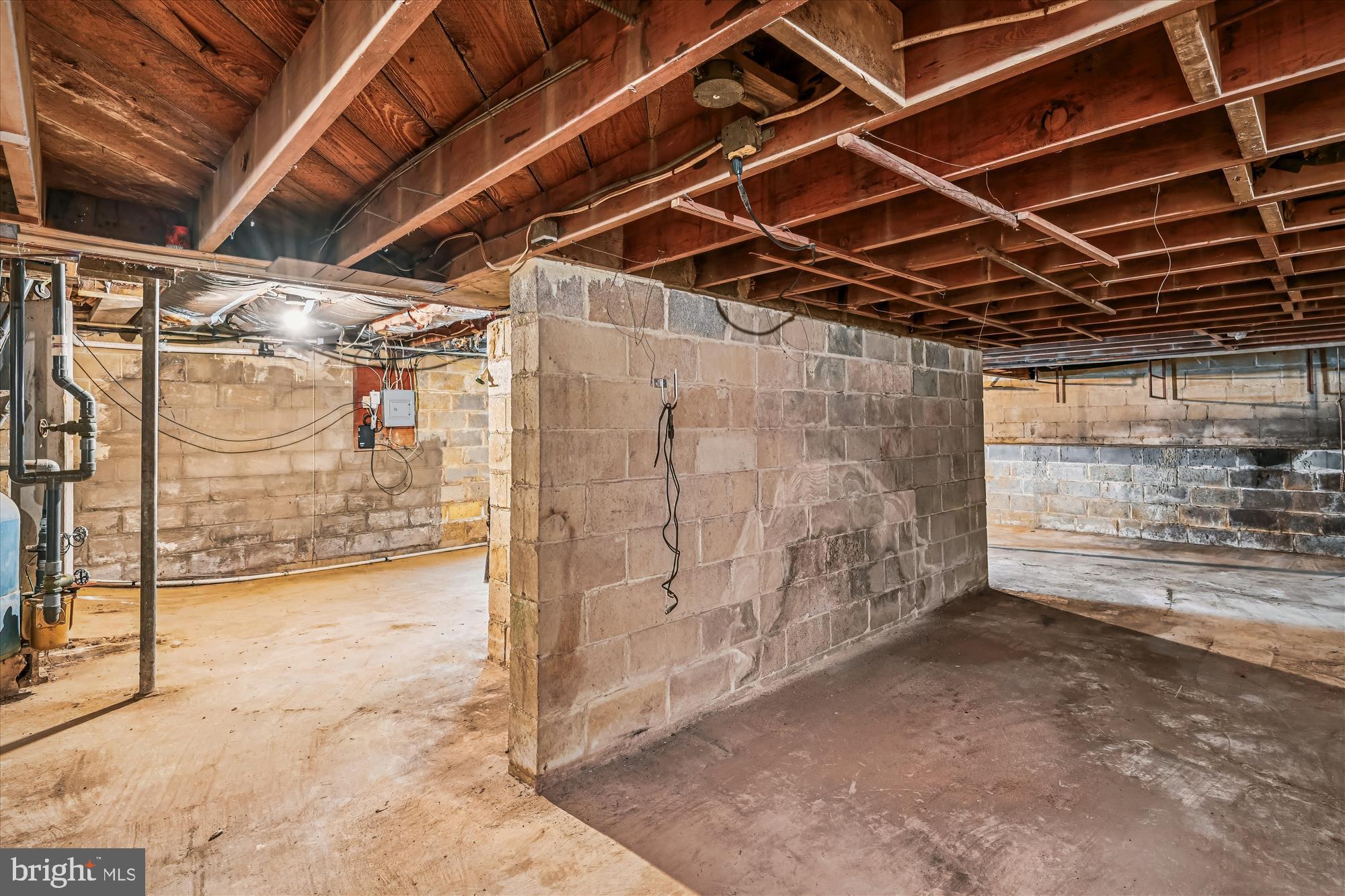 BEECHWOOD ON THE BURLEY - Land