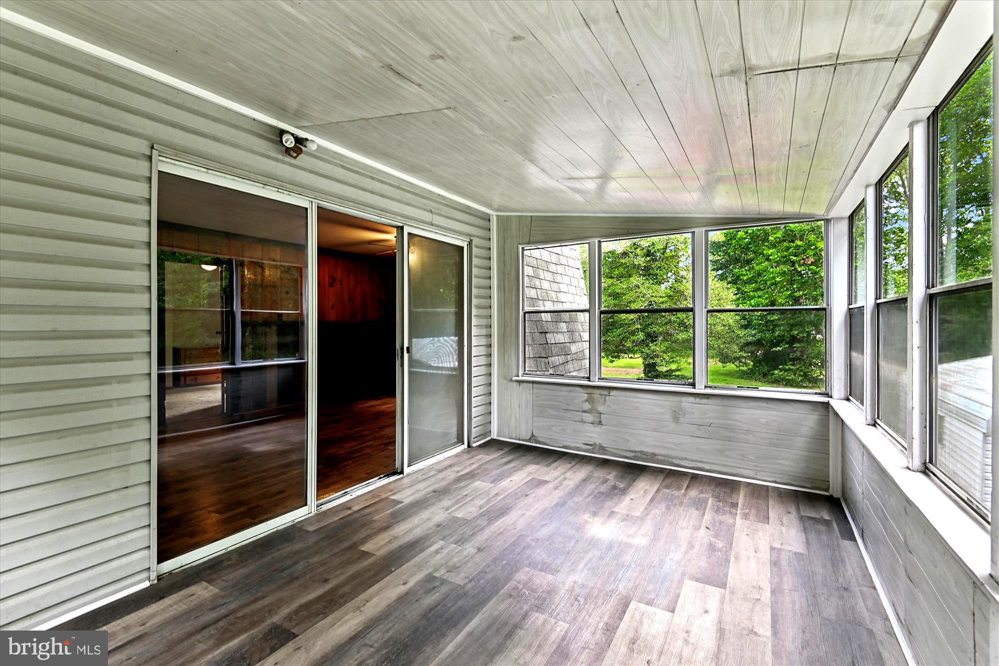 BEECHWOOD ON THE BURLEY - Land