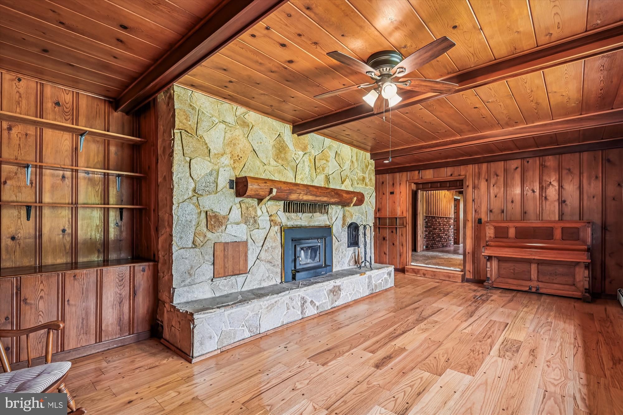 BEECHWOOD ON THE BURLEY - Land