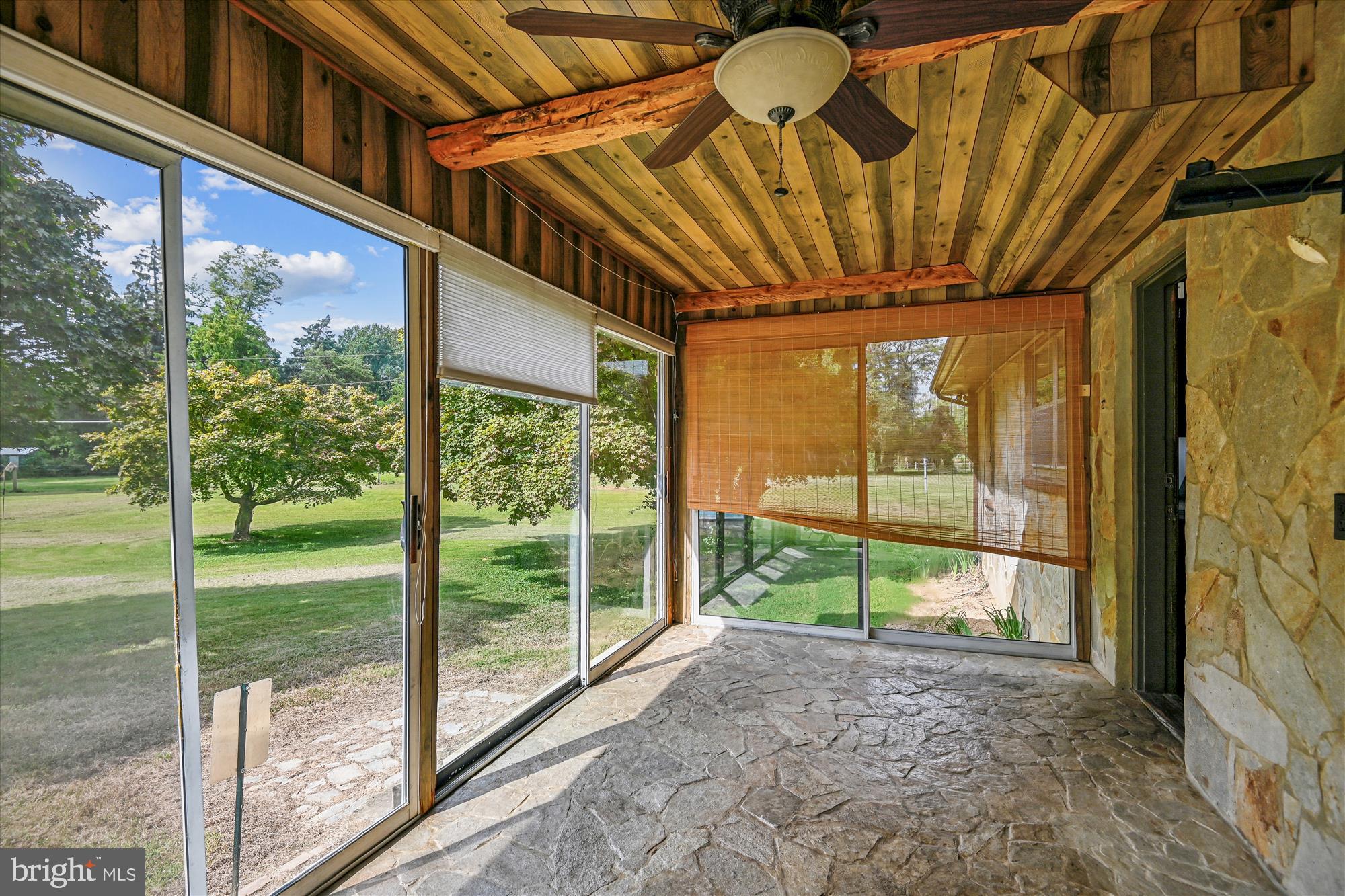 BEECHWOOD ON THE BURLEY - Land