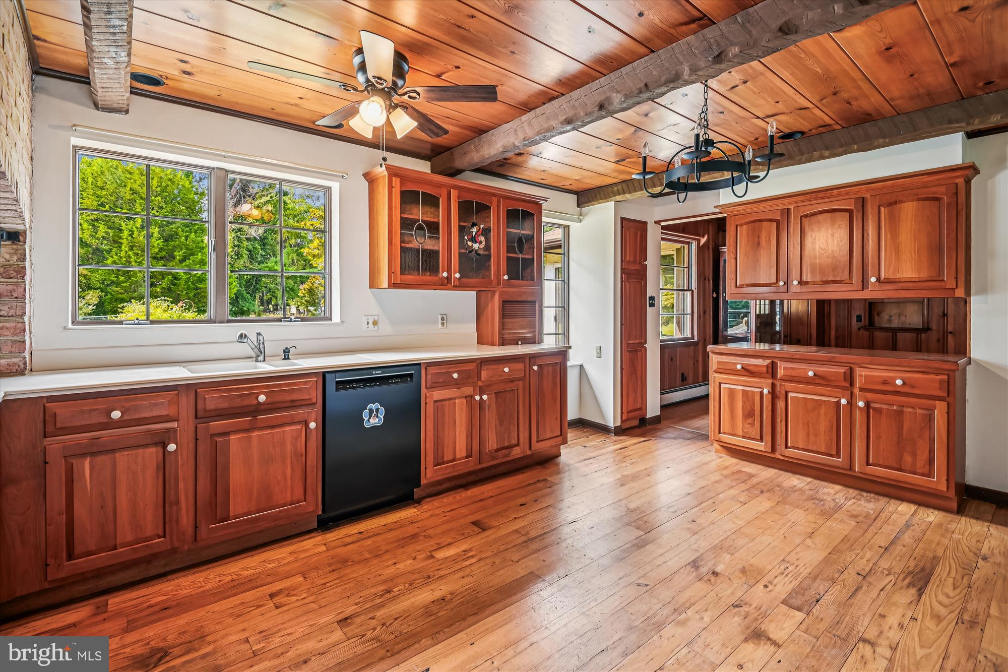 BEECHWOOD ON THE BURLEY - Land