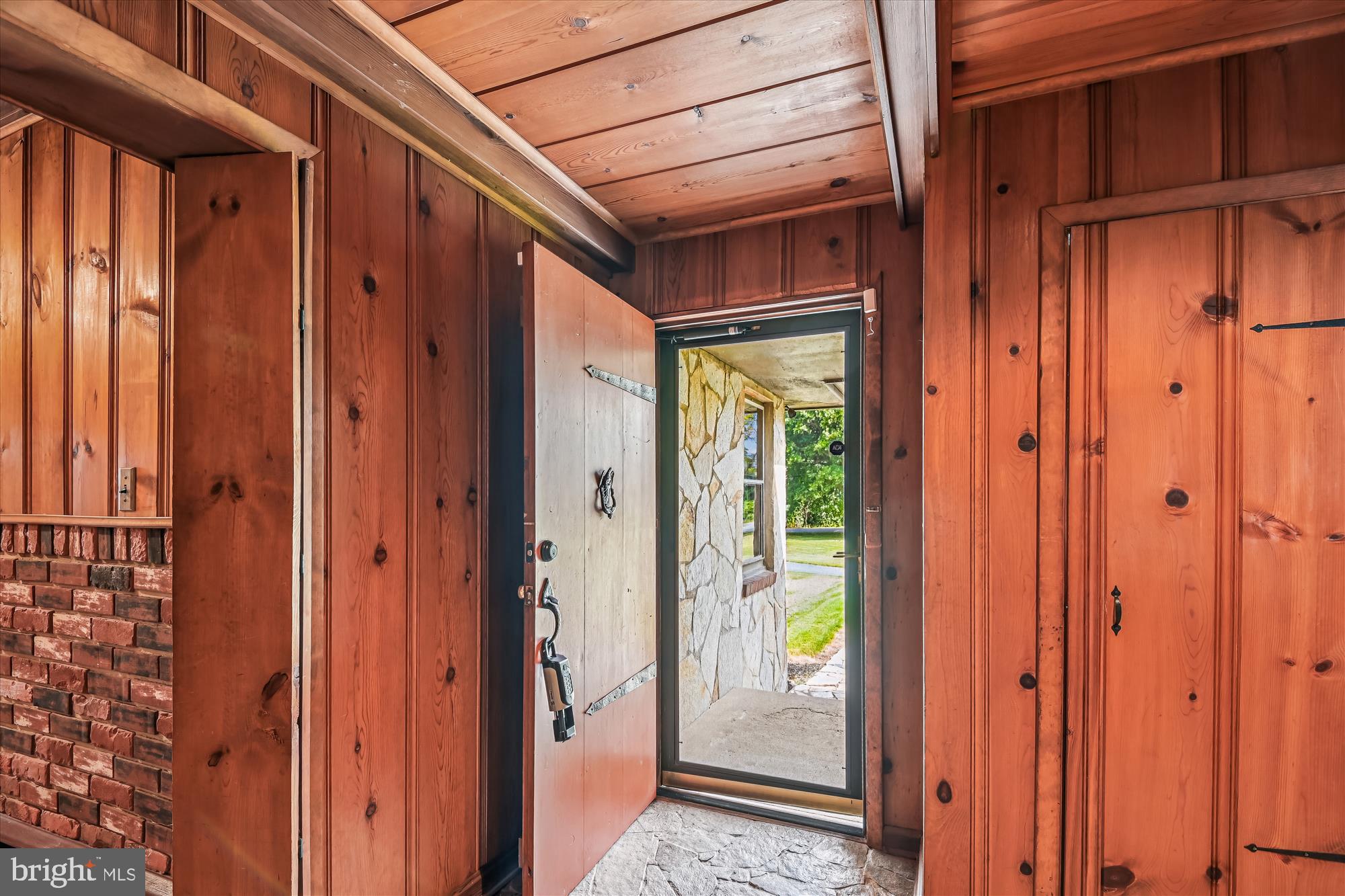 BEECHWOOD ON THE BURLEY - Land