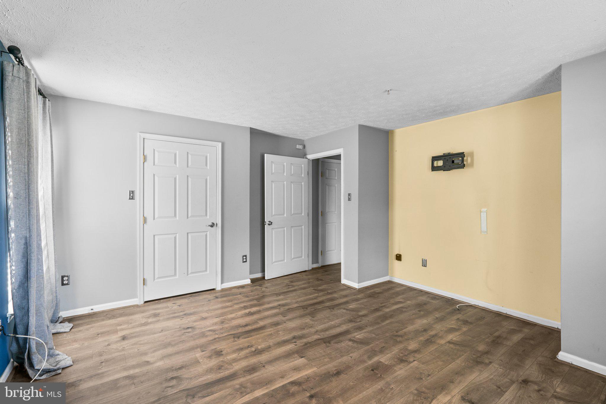 GARDEN OWINGS MILLS - Residential