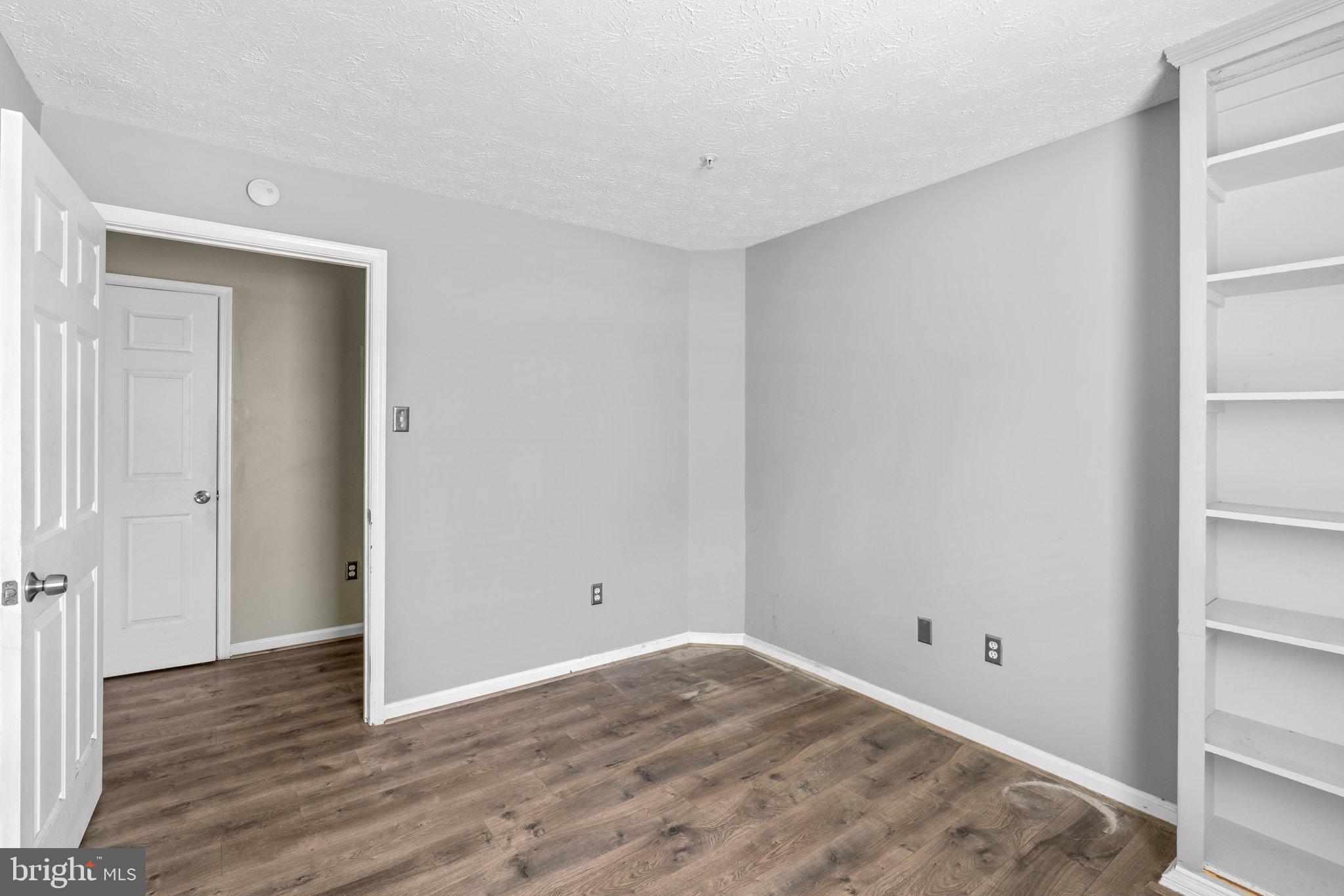 GARDEN OWINGS MILLS - Residential