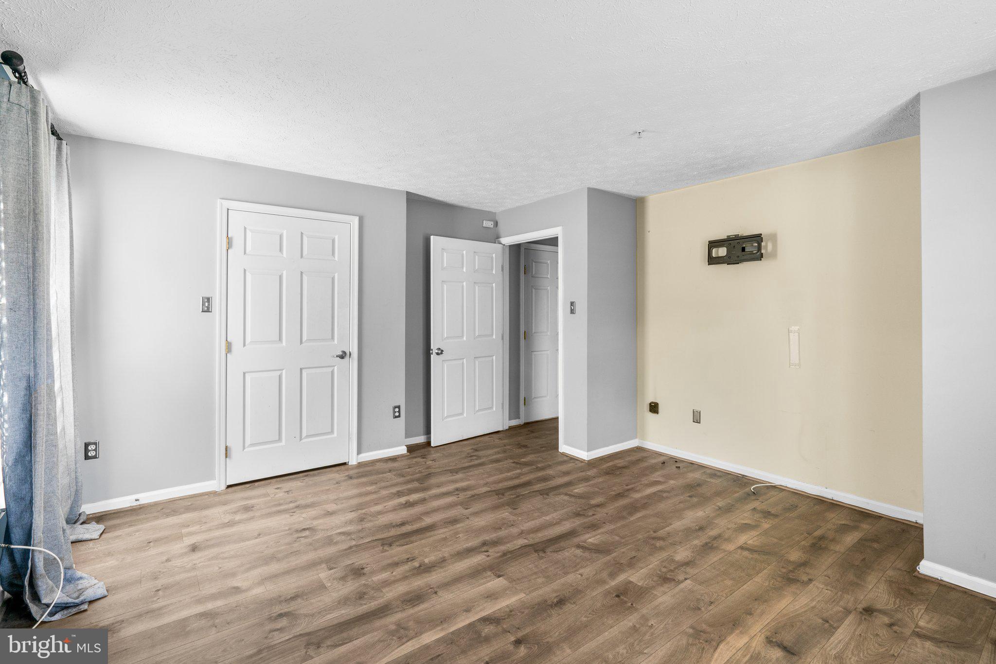 GARDEN OWINGS MILLS - Residential