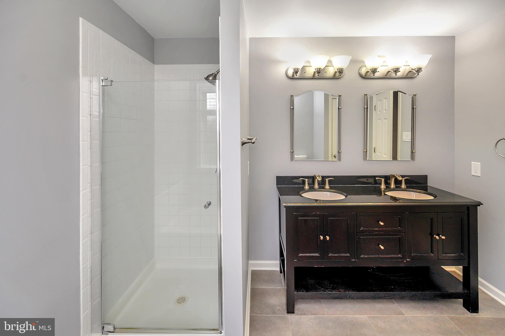 CLORE AT RAPP RIVER - Residential