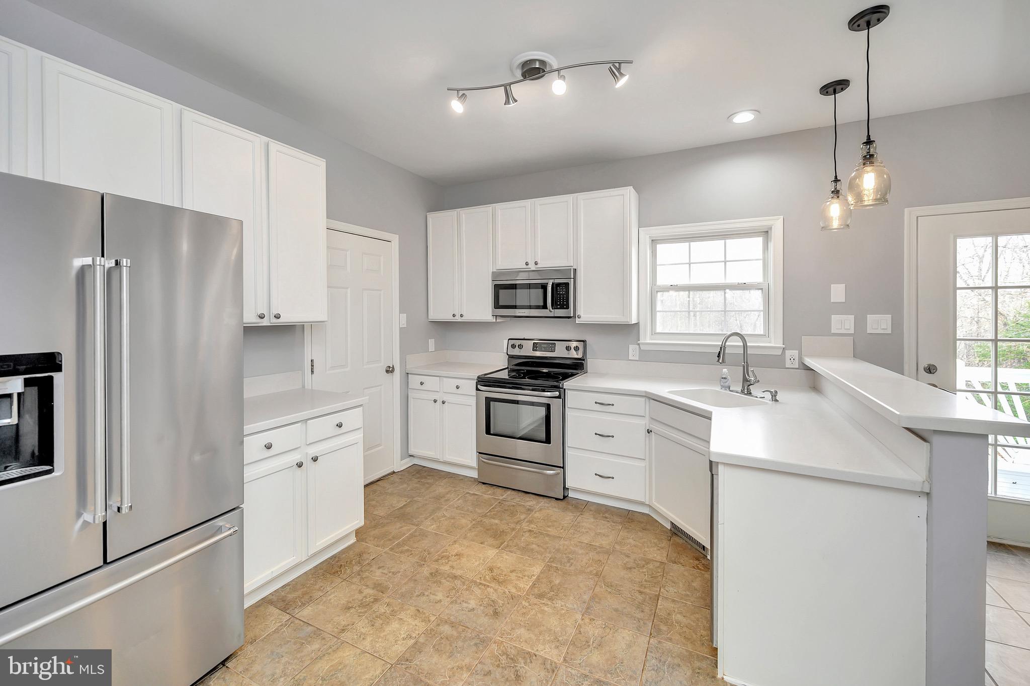 CLORE AT RAPP RIVER - Residential