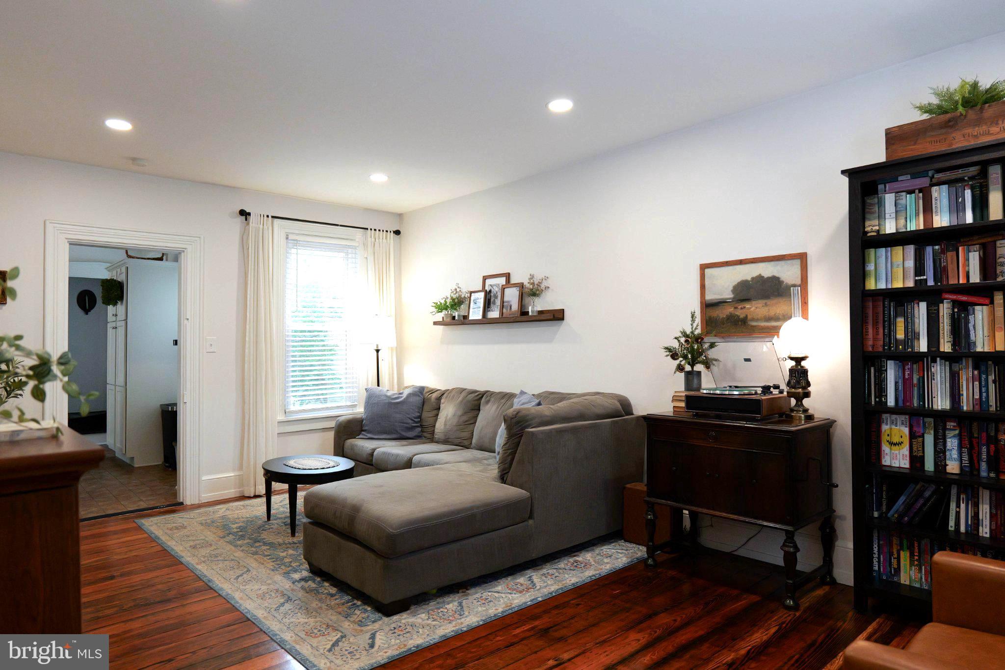 23 W ORANGE STREET