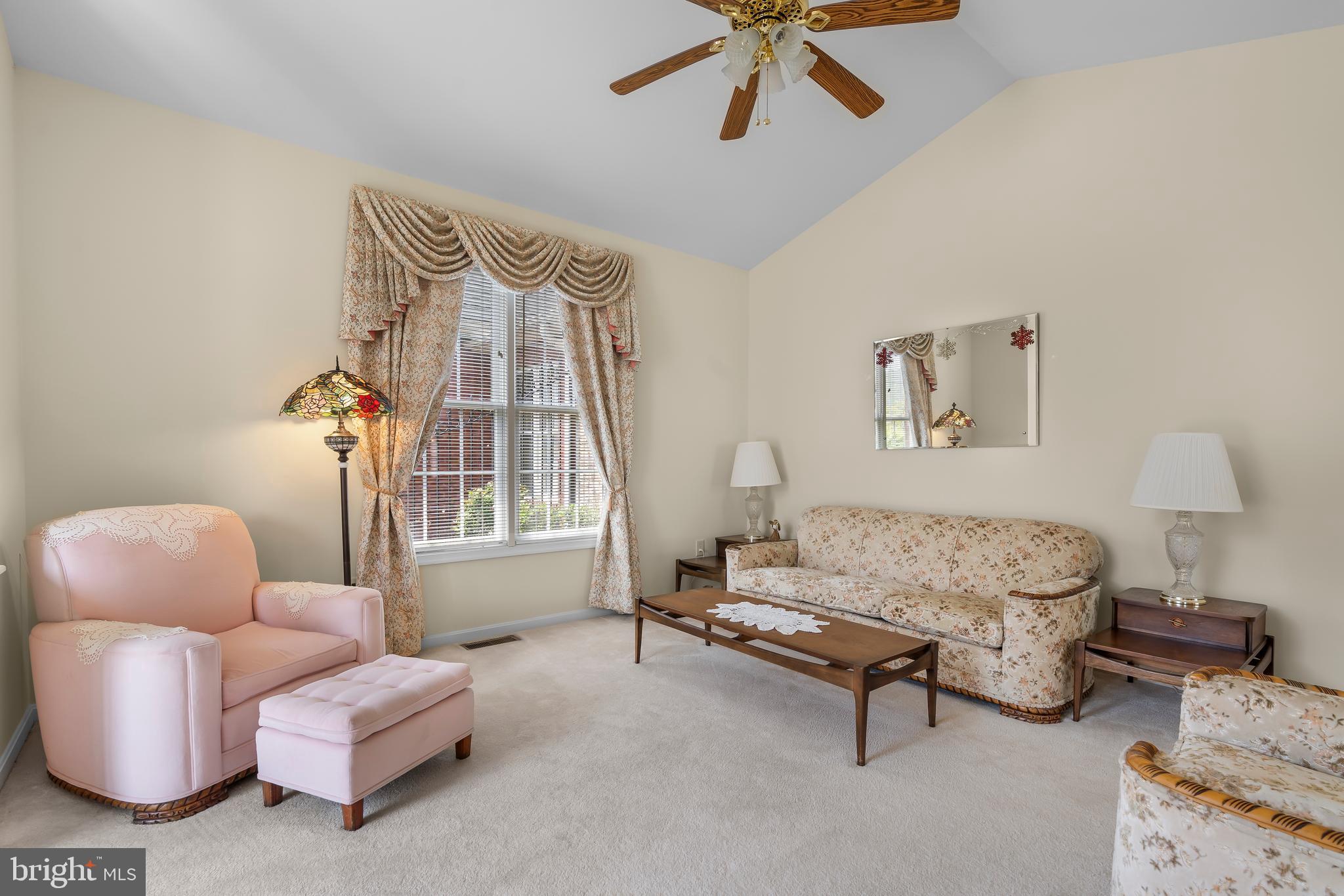 GREENWICH PARK - Residential