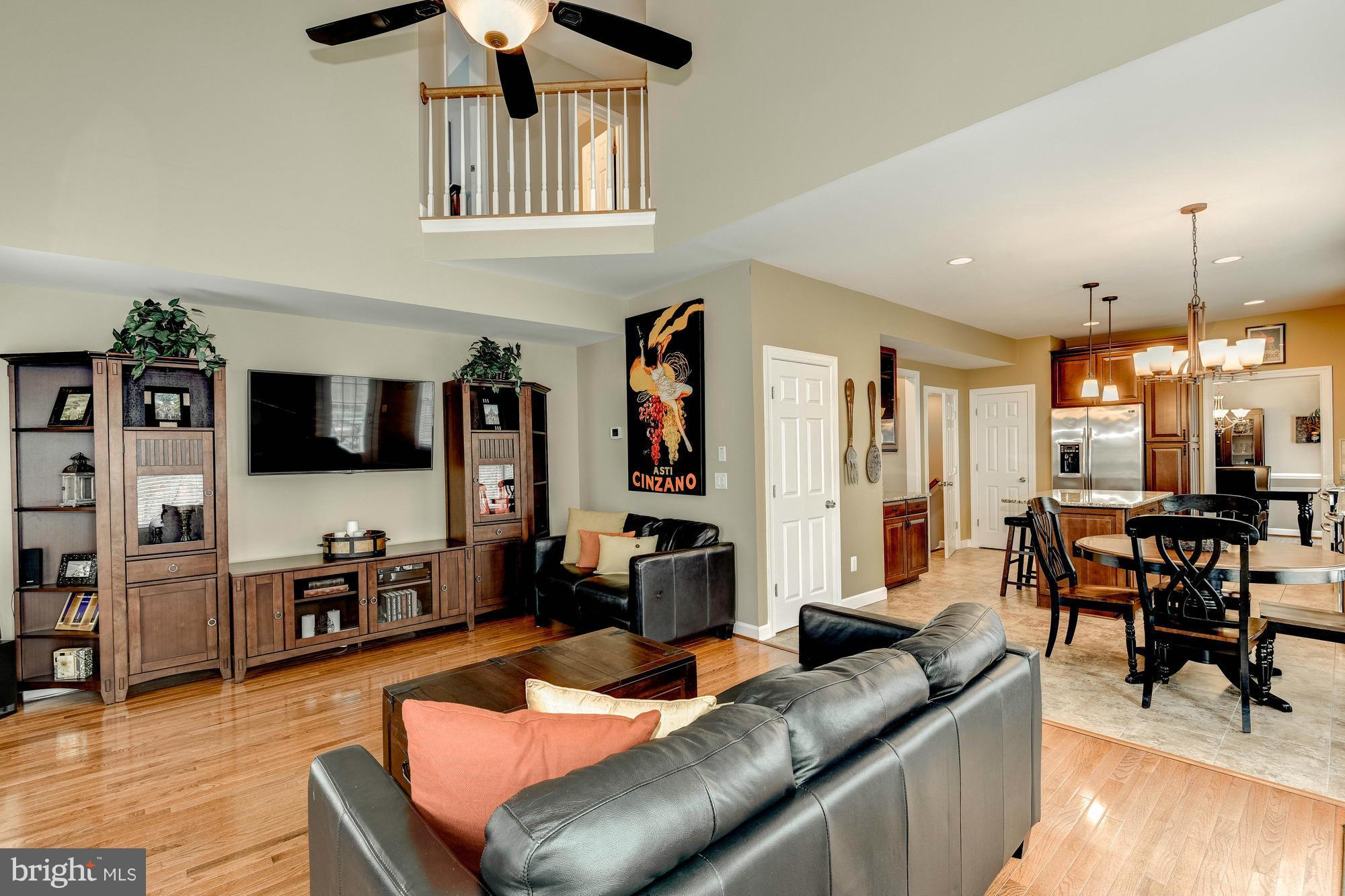 POTOMAC LAKES - Residential