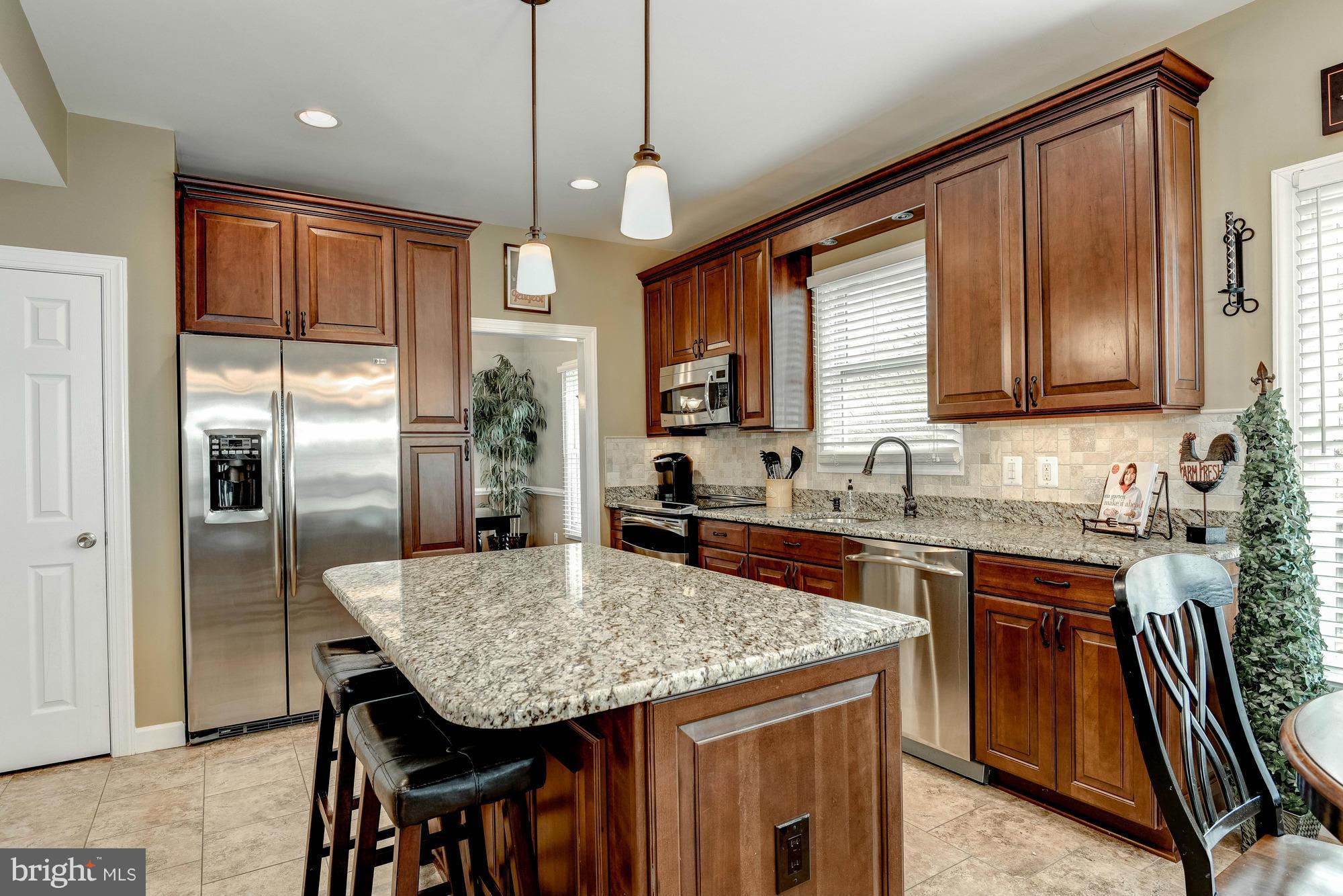 POTOMAC LAKES - Residential