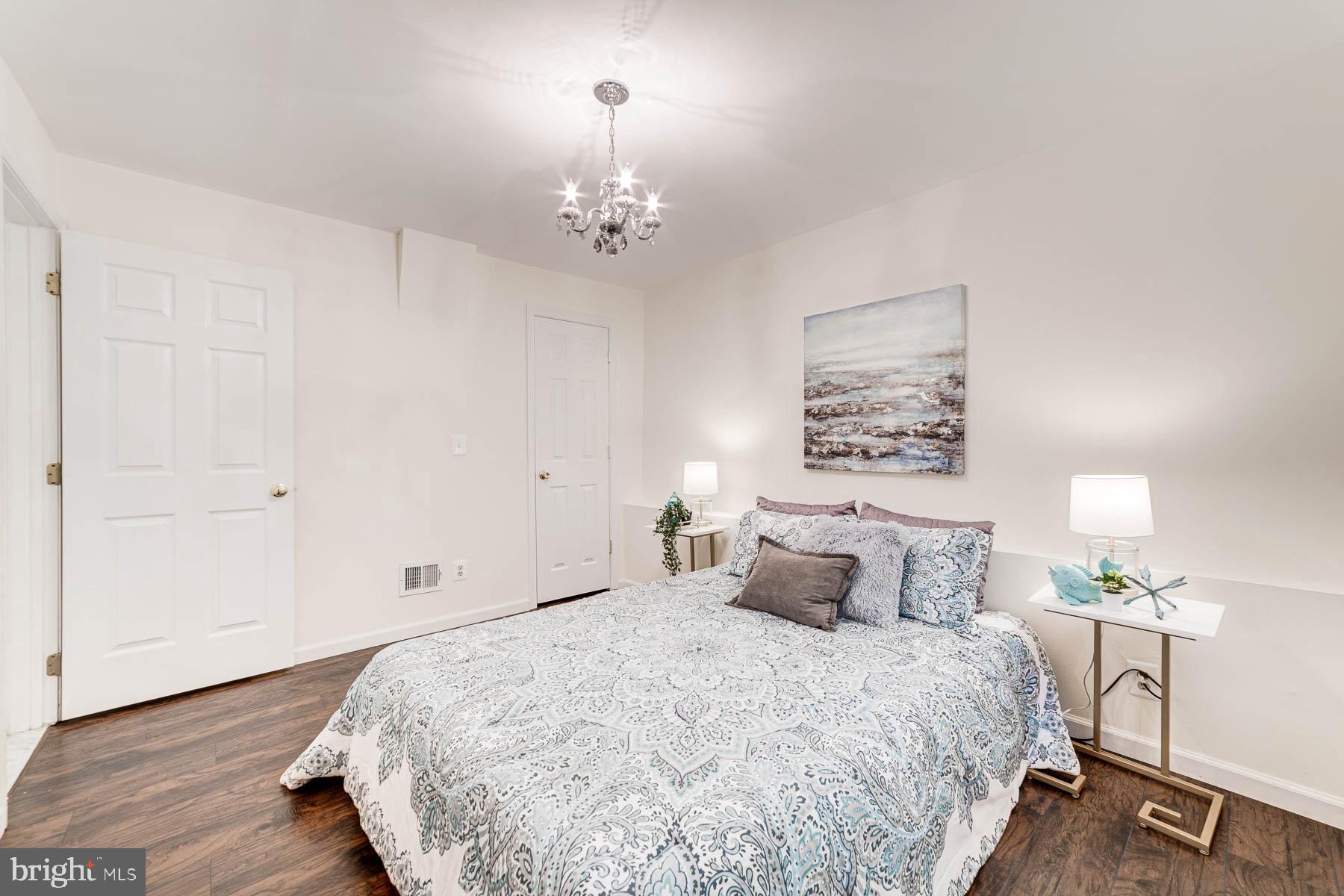 ARMISTEAD PARK - Residential