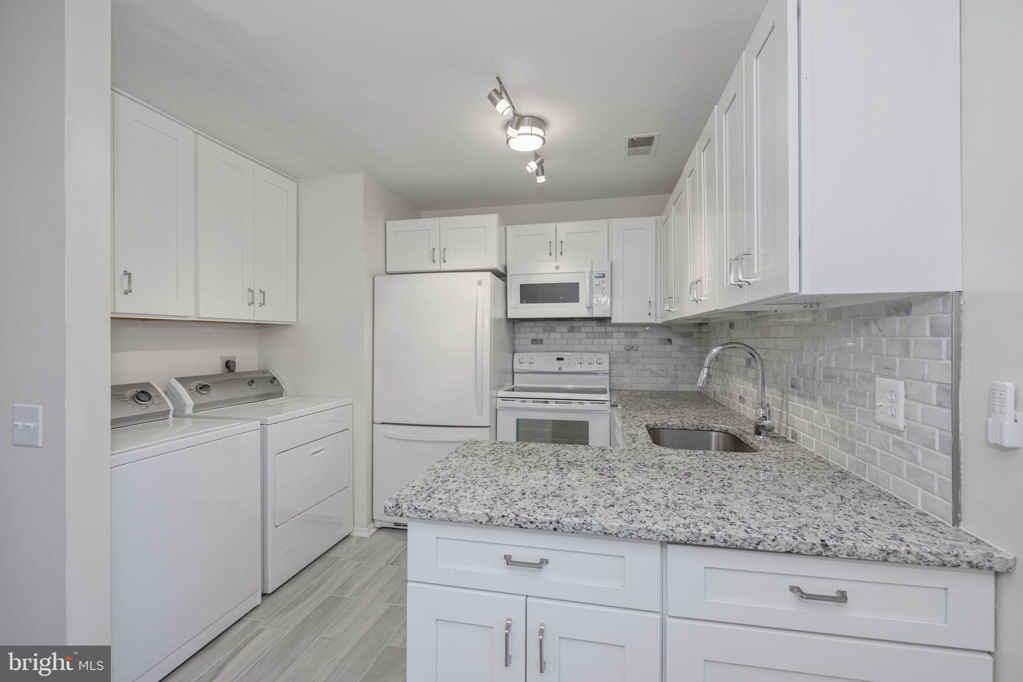 MOSBYS LANDING - Residential Lease