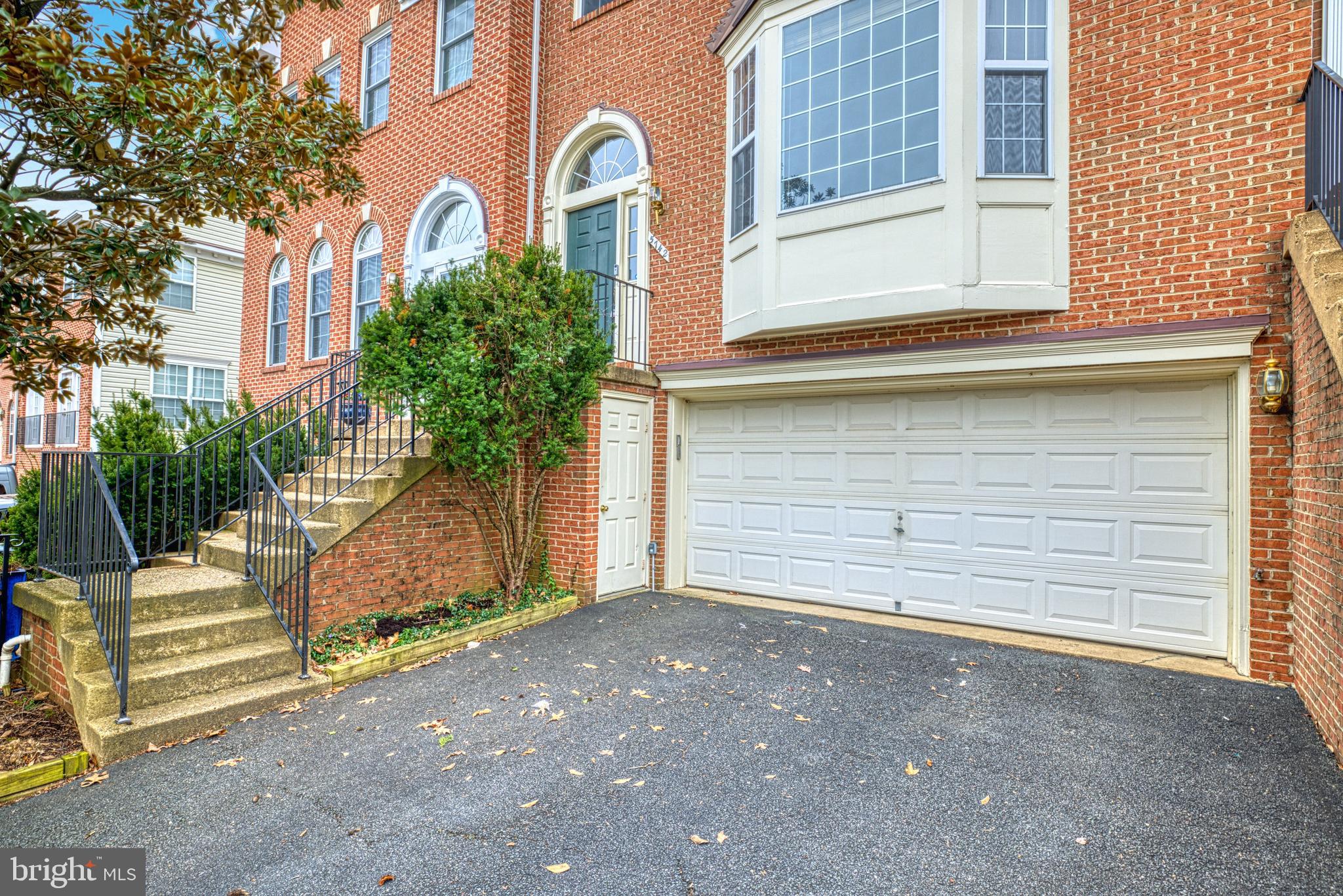 GOVERNORS GROVE - Residential Lease