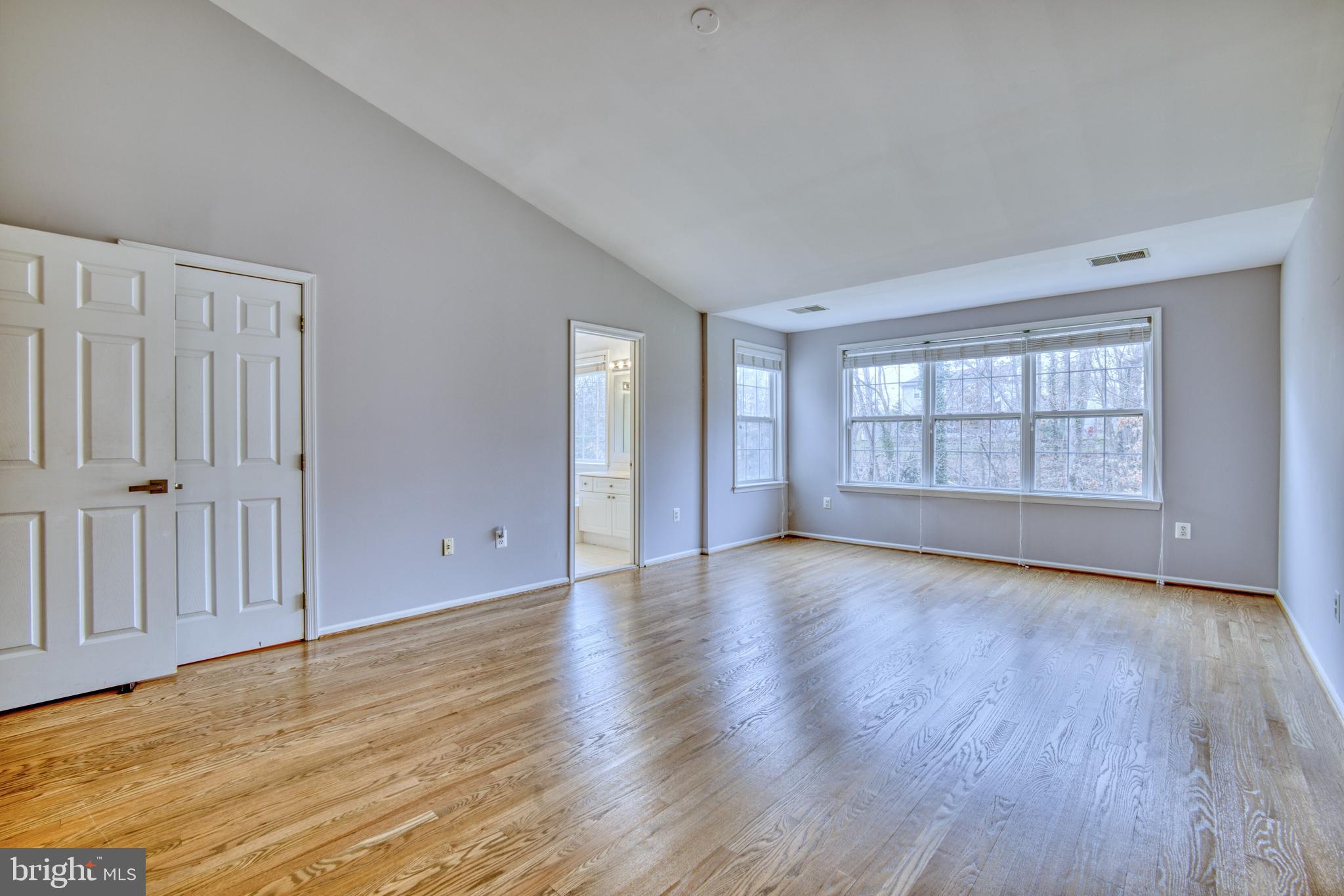 GOVERNORS GROVE - Residential Lease