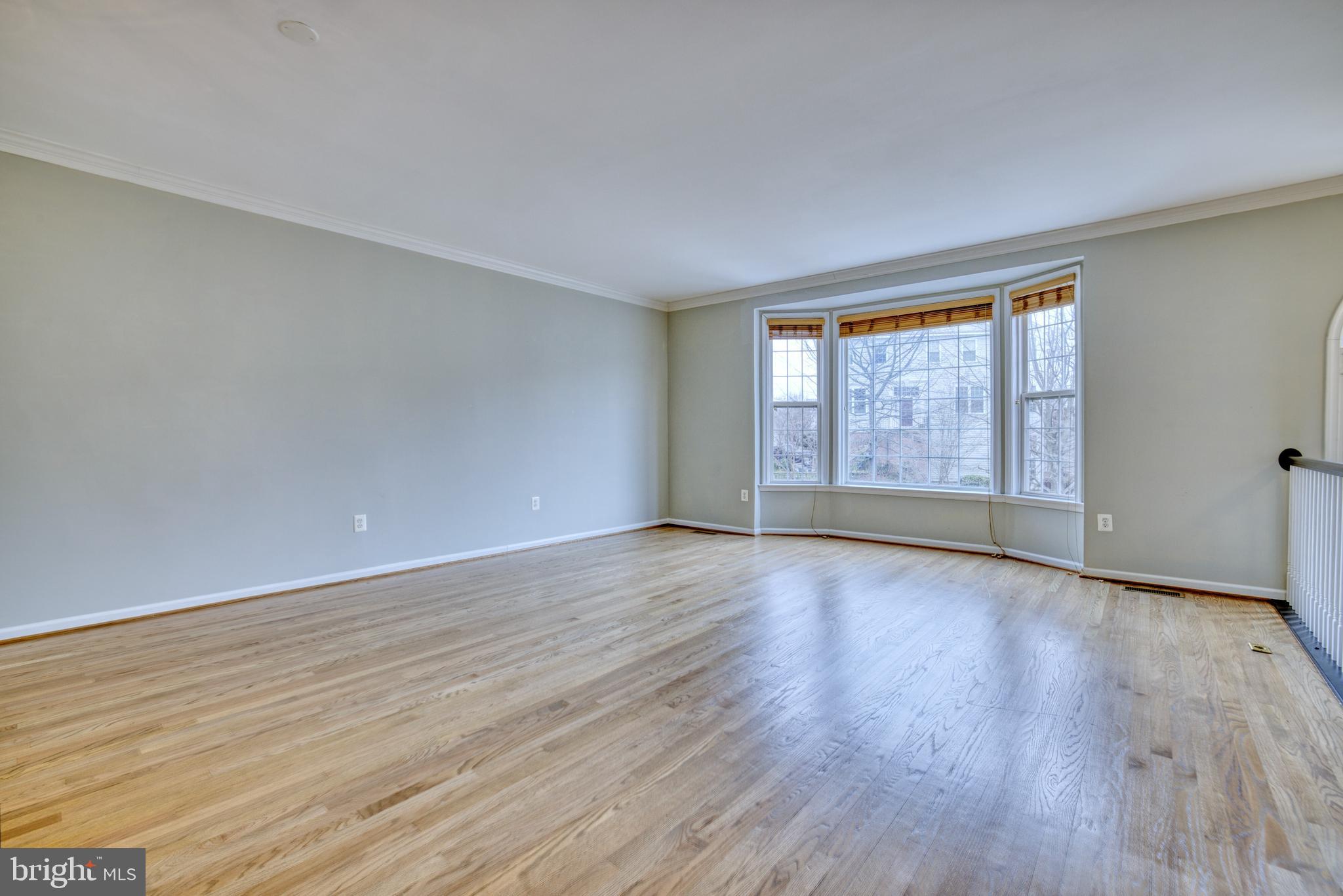 GOVERNORS GROVE - Residential Lease