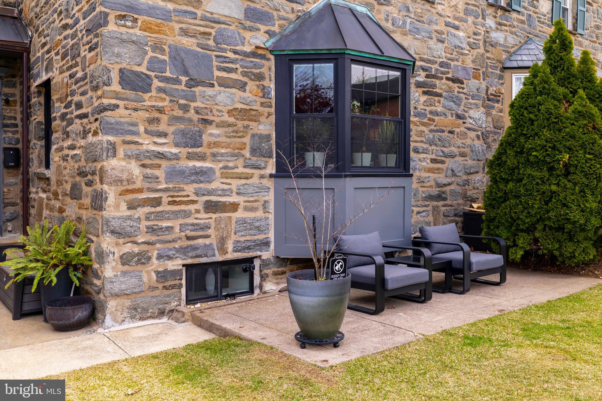 BELMONT VILLAGE - Residential