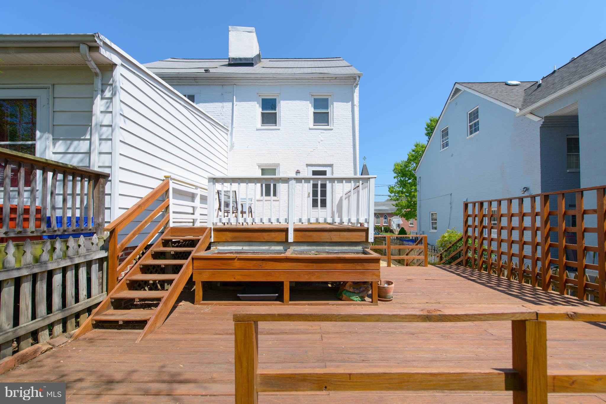 SAVAGE MEADOWS - Residential