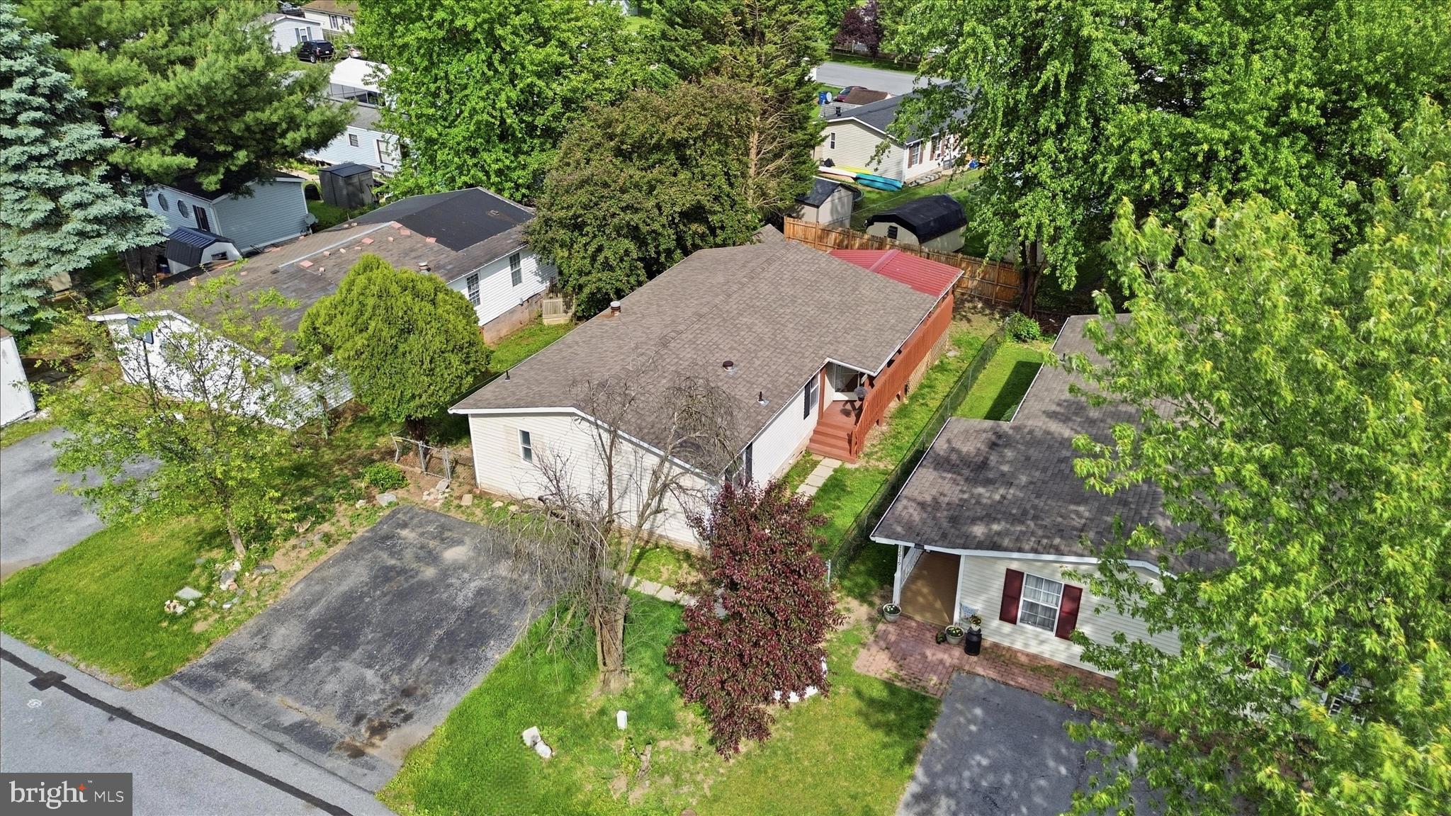 HIGHLAND MANOR - Residential
