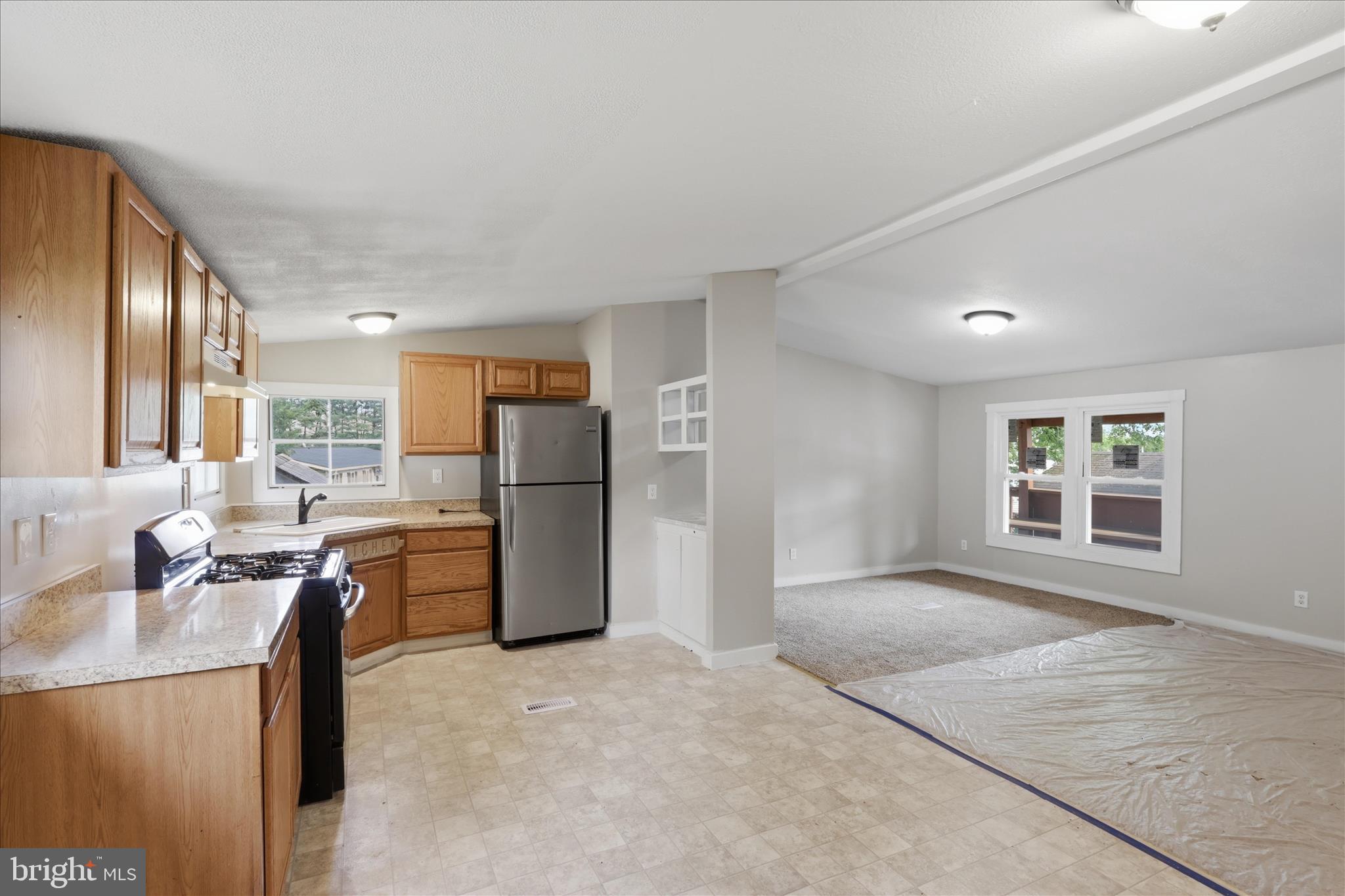 HIGHLAND MANOR - Residential