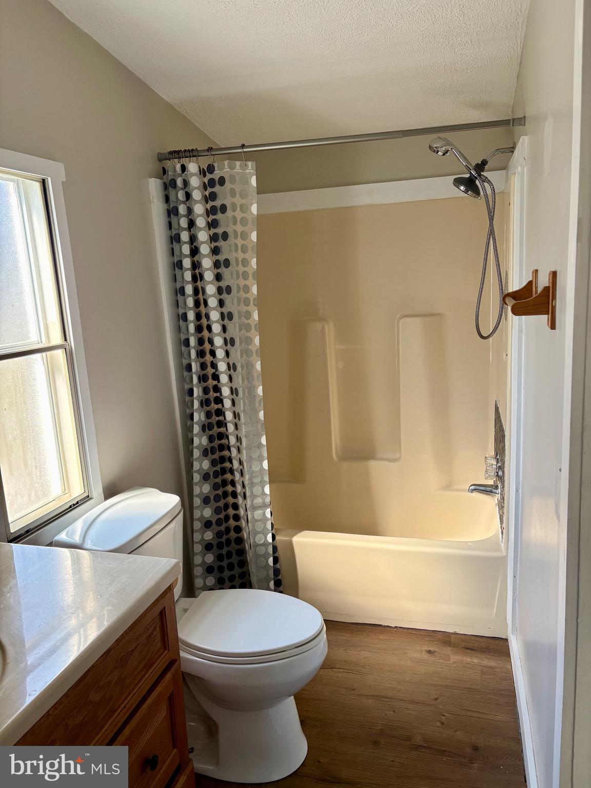 HIGHLAND MANOR - Residential