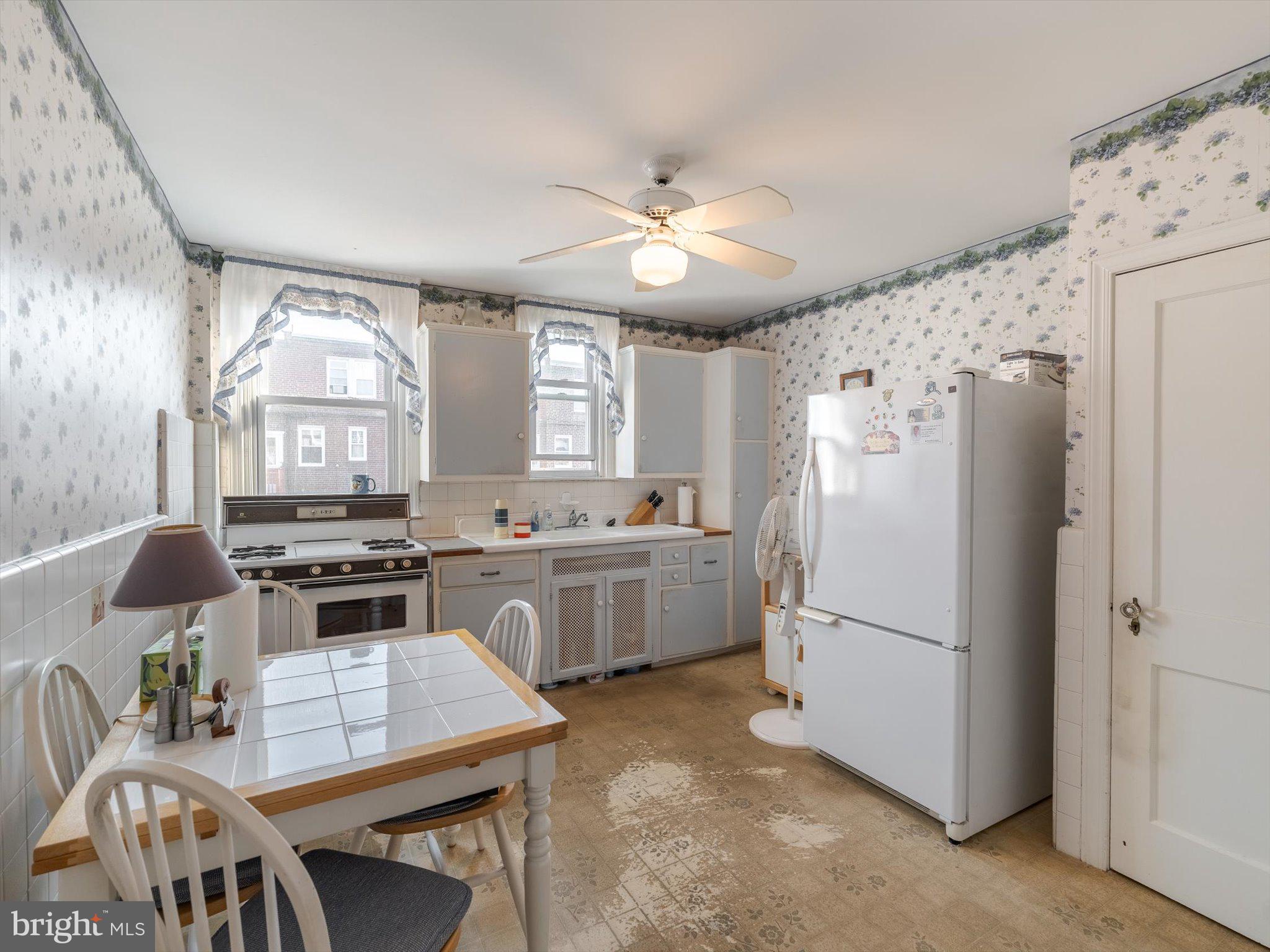 3107 GLENVIEW STREET