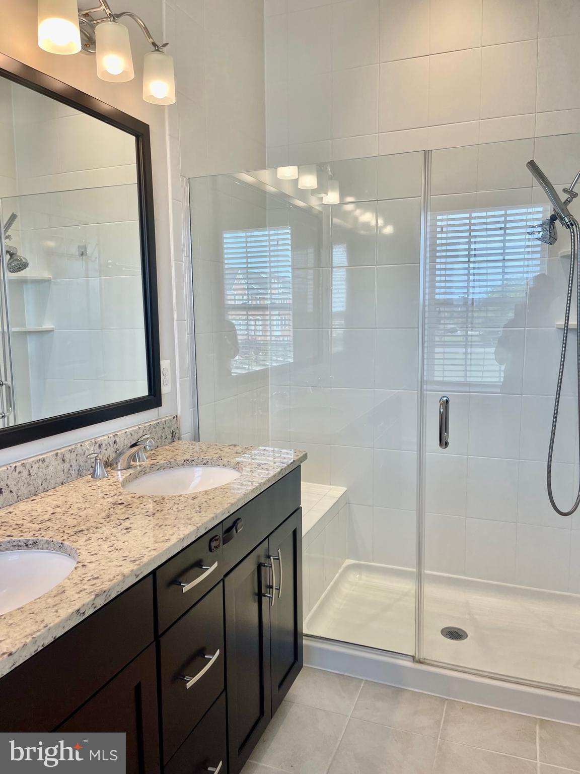 LOUDOUN VALLEY ESTATES 2 - Residential Lease